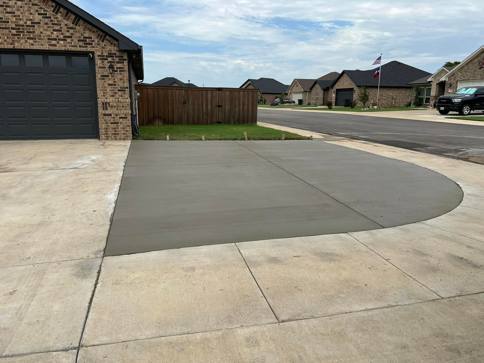  for Javonnies Concrete Services LLC in Gun Barrel City, TX