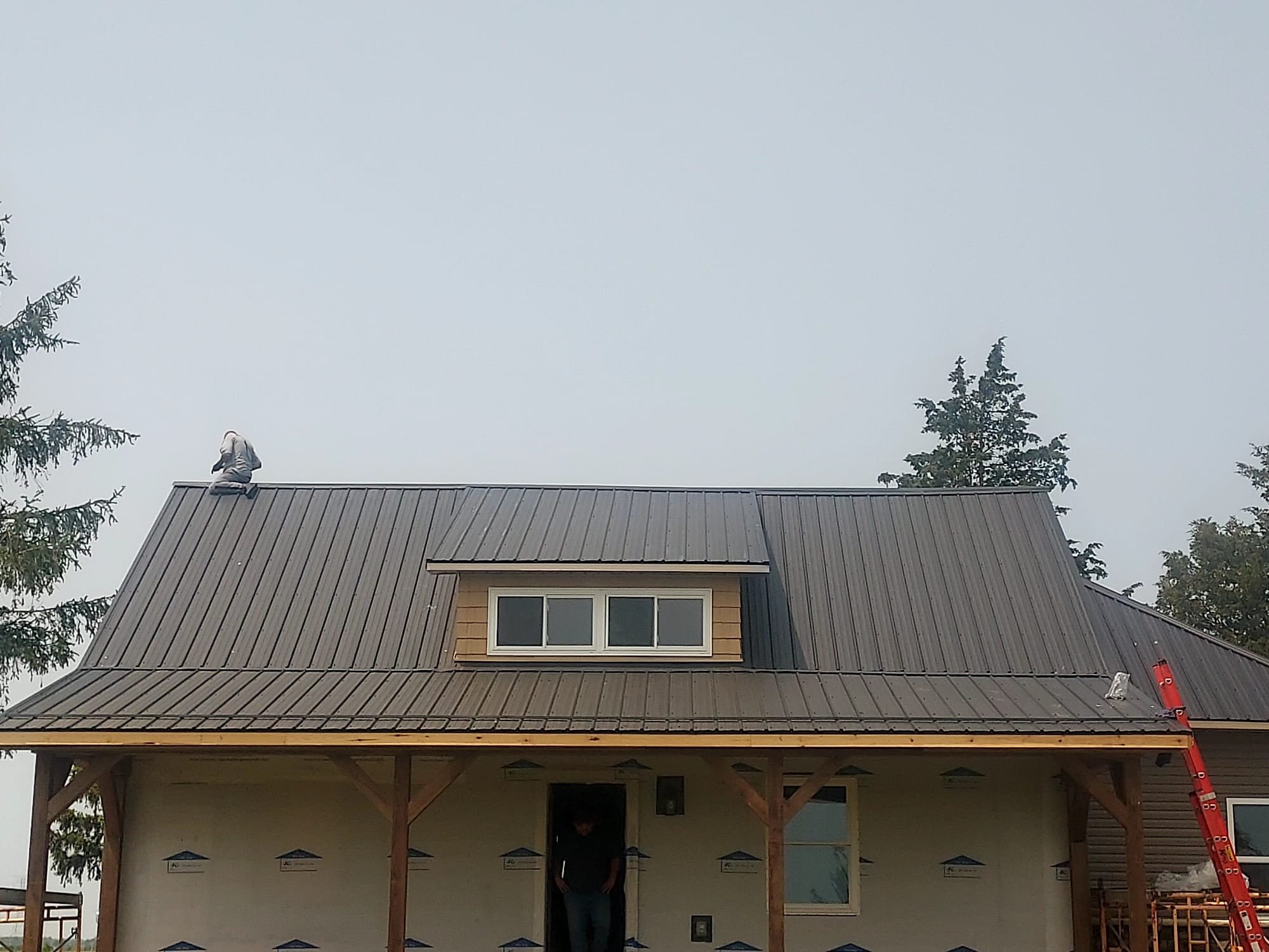 Roofing company Jays Roofing and Construction in Toledo, Ohio