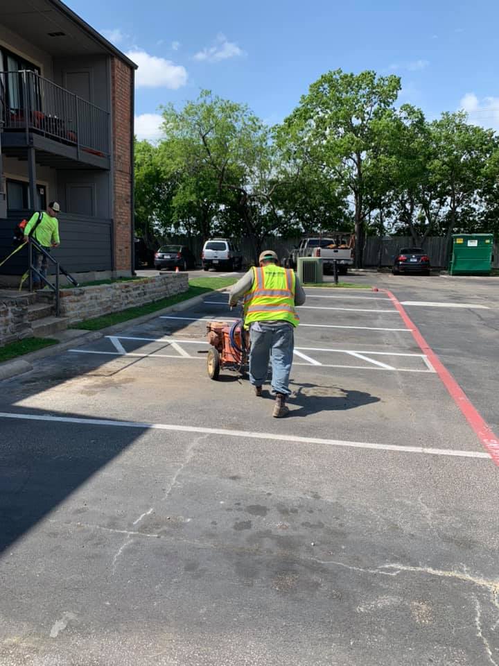  for Living Stream Renovations LLC in Dallas, TX