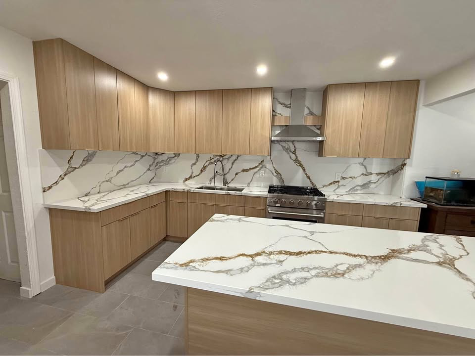 Carpentry project by Luxurious Construction LLC