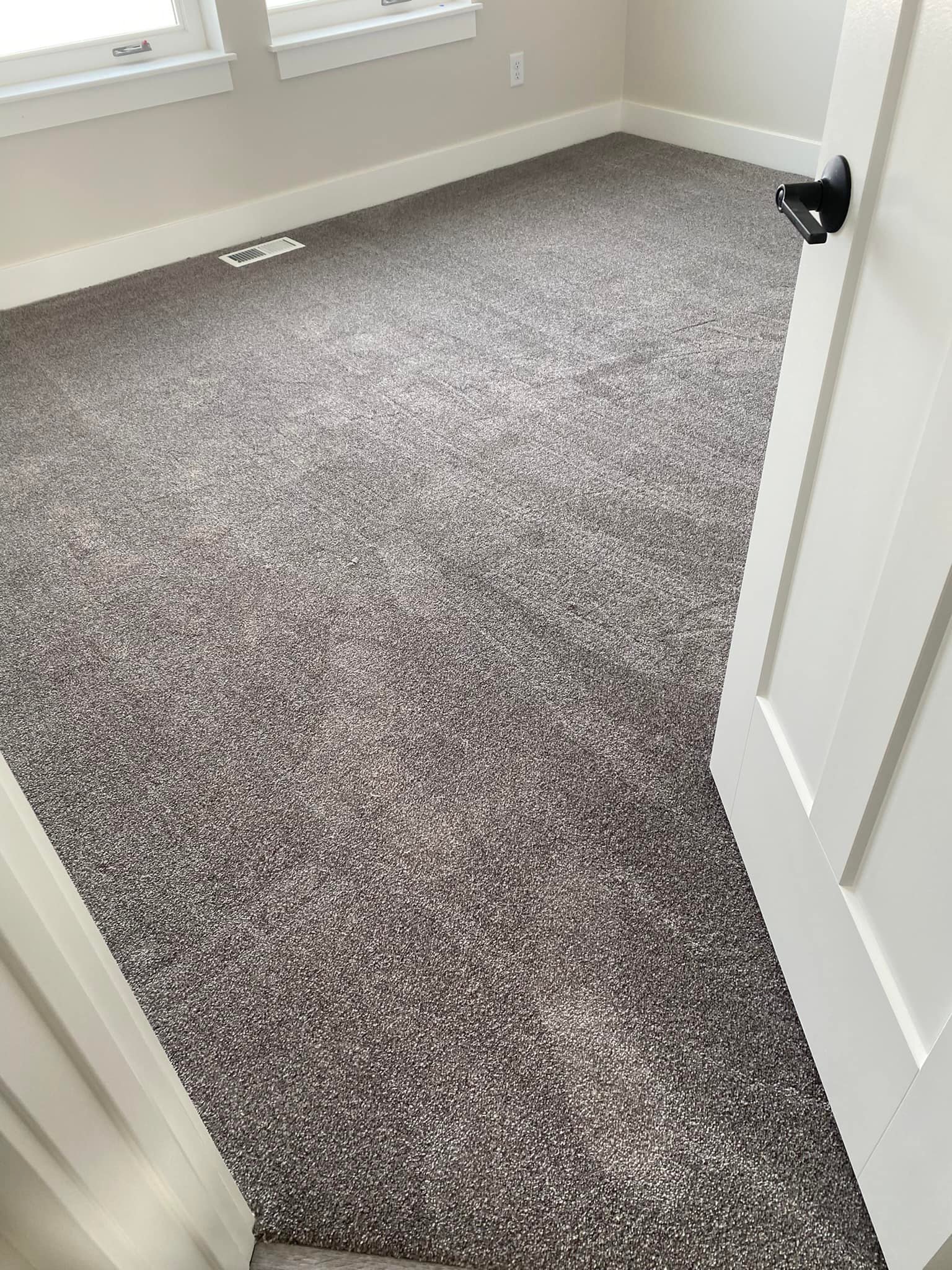 Flooring company AAA Flooring of Utah in Tooele, UT