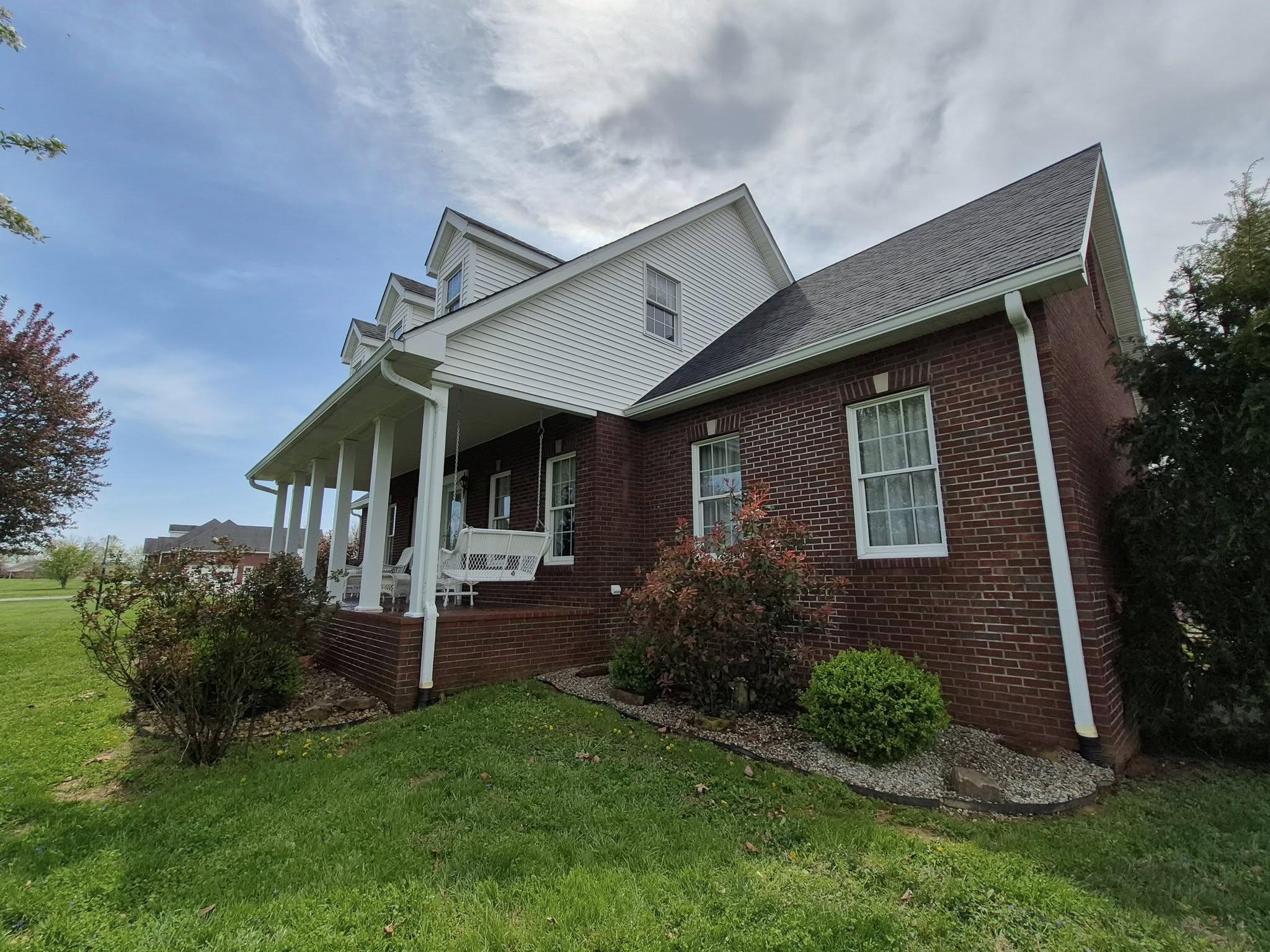 pressure washing & soft washing company D&T Pressure Washing in Morganfield, KY