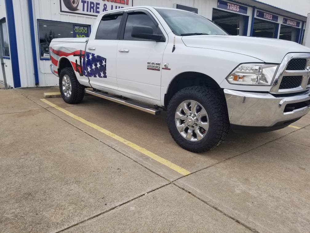 Tire & Service company Main Street Tire Henryetta in Henryetta, OK