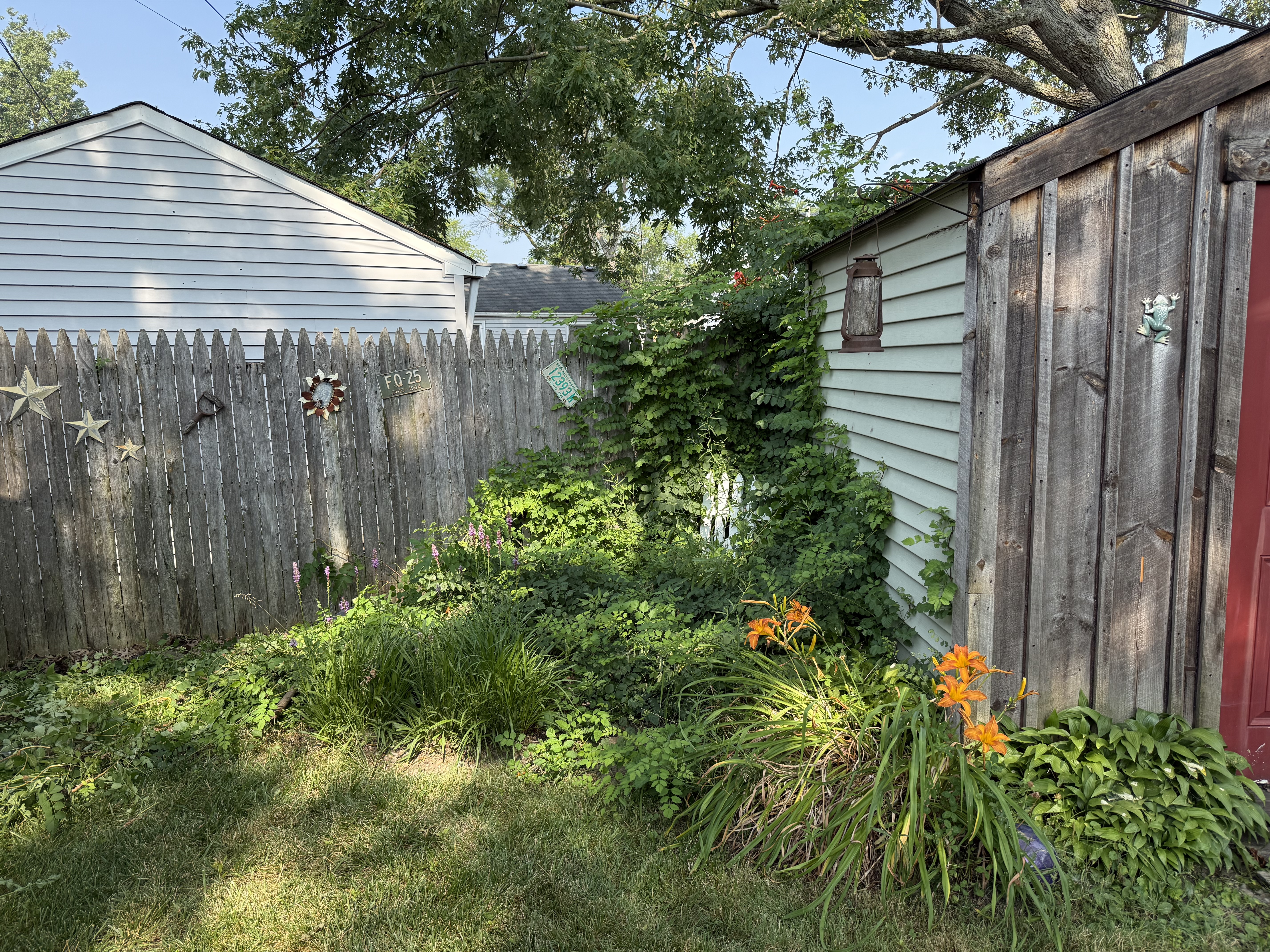  for F&R Landscapes LLC in Lagrange, OH