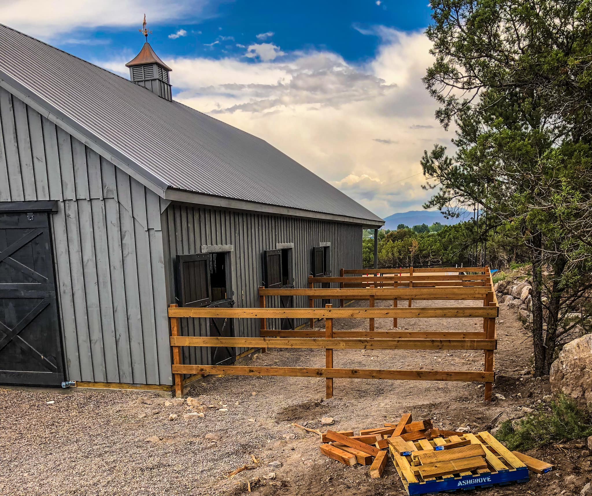 Fencing company Burton Fencing in Parowan, UT