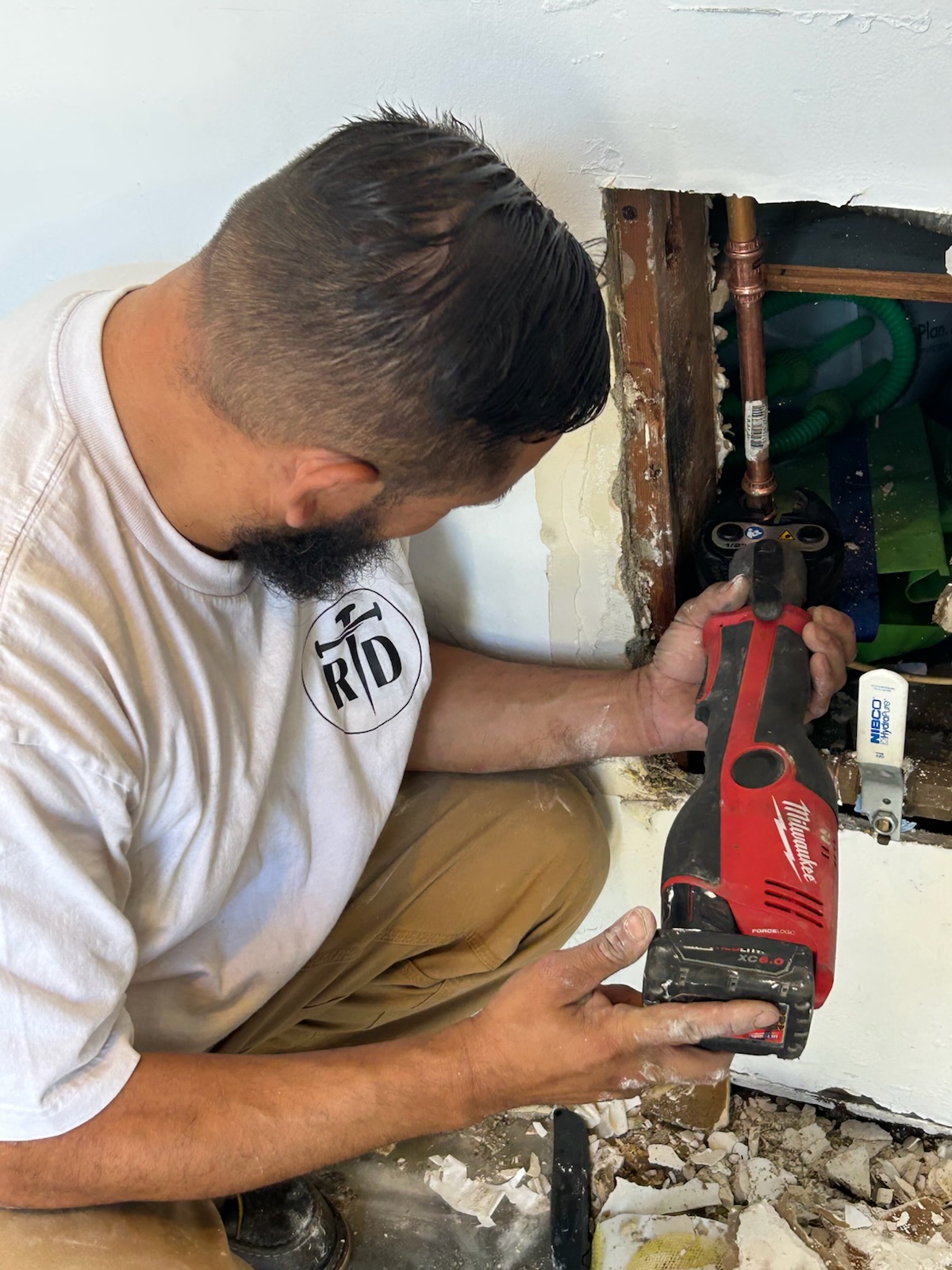  for Resurrected Designs Construction in Lakewood, CA