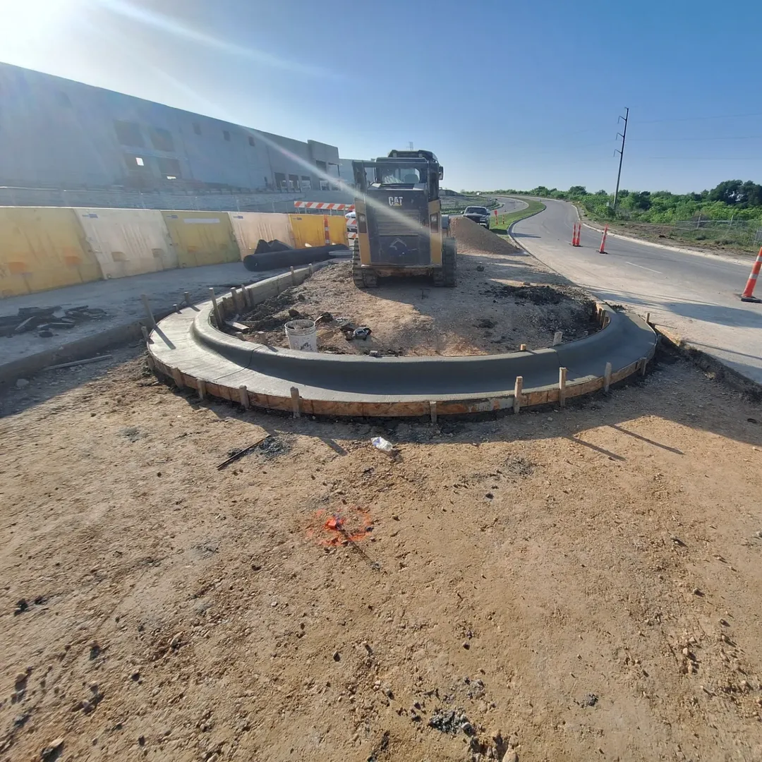  for Leo's Concrete Crew in Elgin, TX