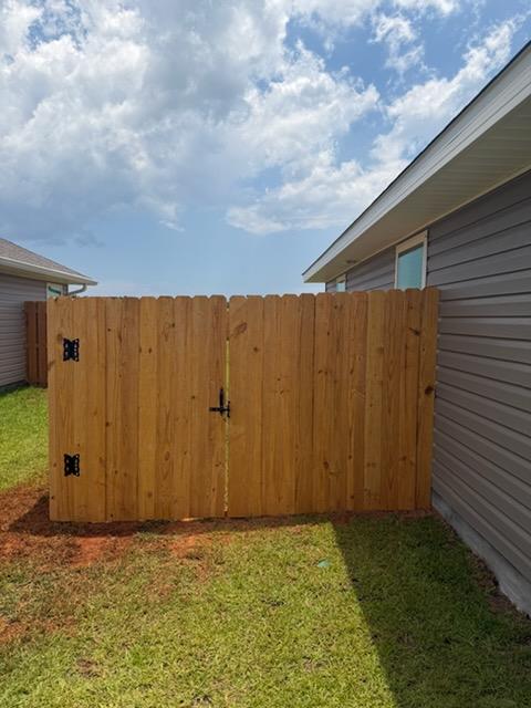  for Forrest Fencing in Pensacola, FL