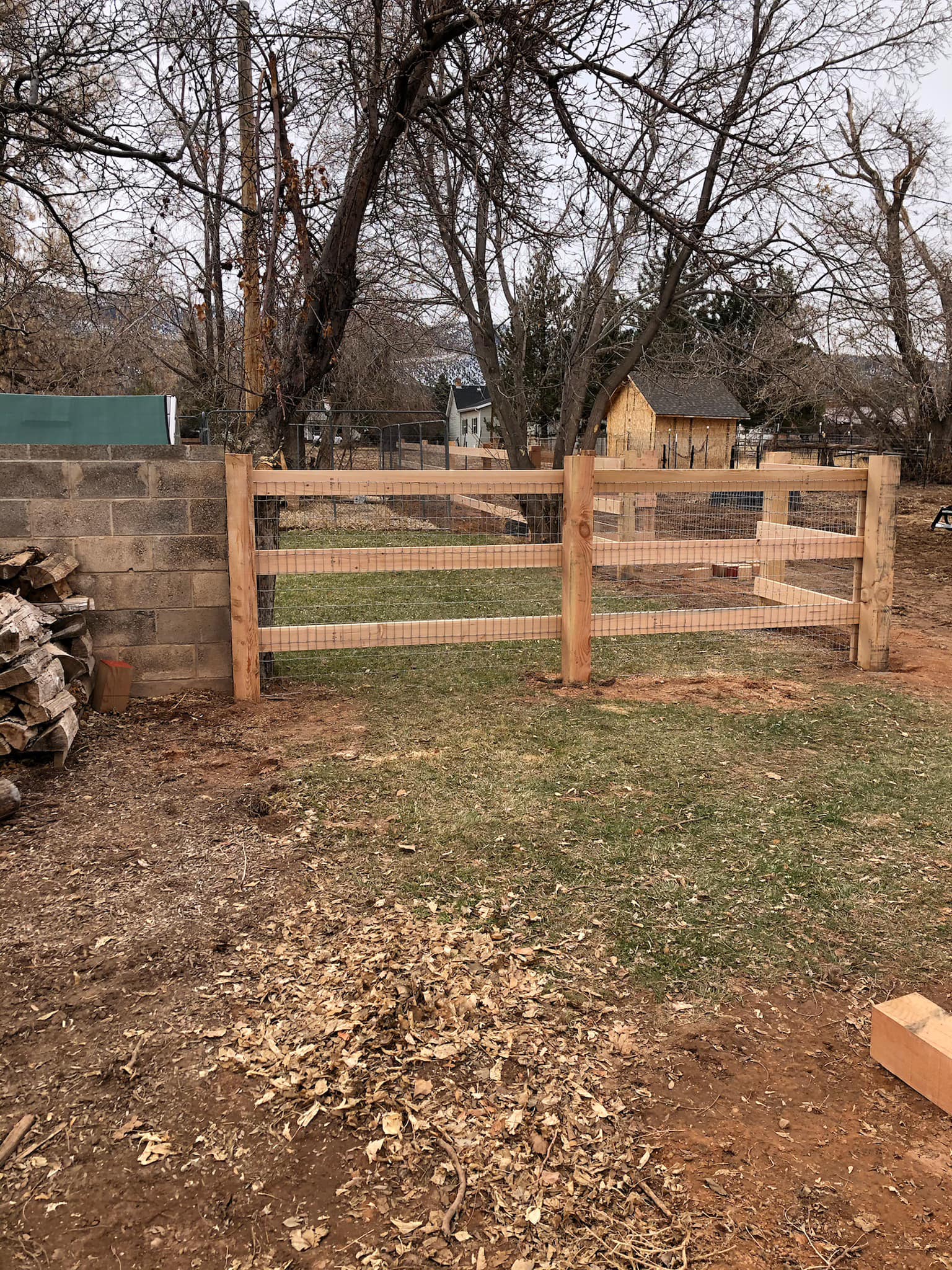 Fencing company Burton Fencing in Parowan, UT