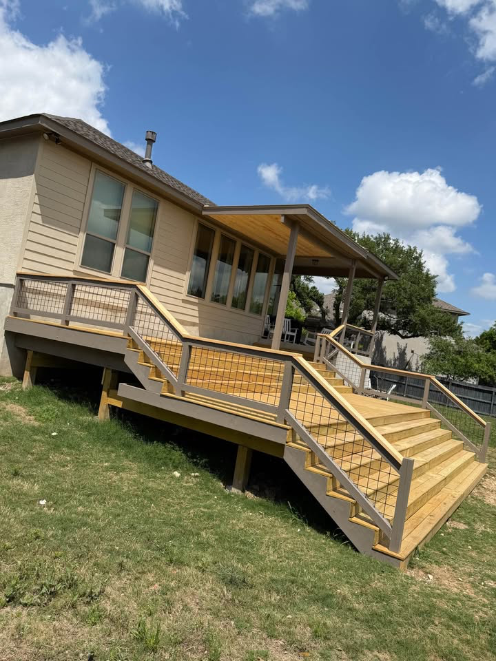 Deck and patio project by Luxurious Construction LLC