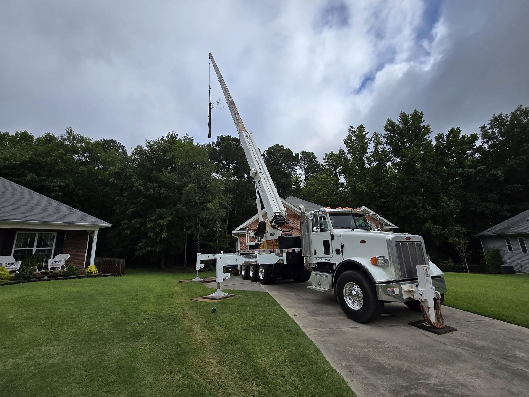 Crane Rental company Elite Crane Services in Augusta, GA
