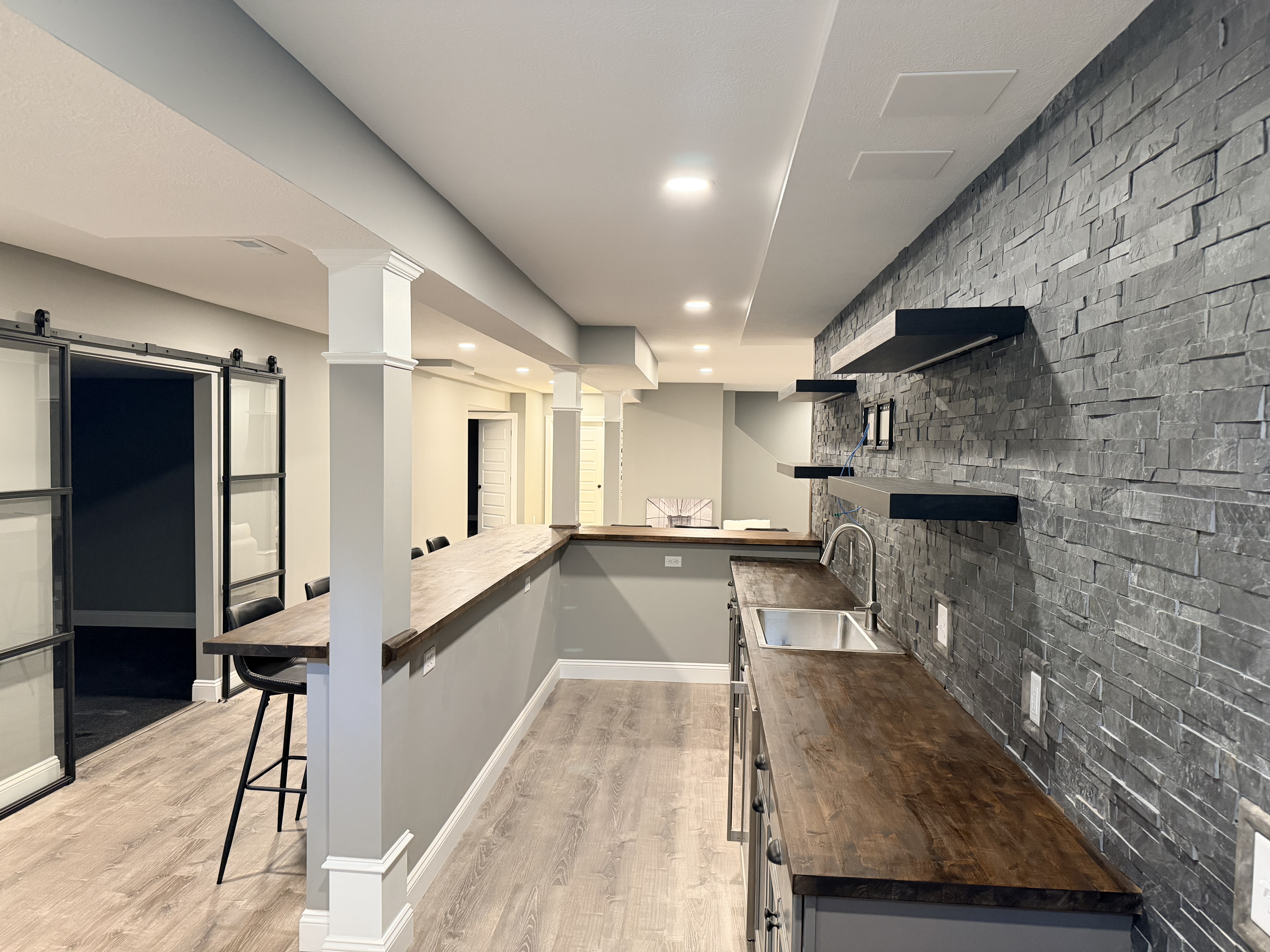 Construction & Remodeling Company company Compass Contracting LLC in Mentor, OH