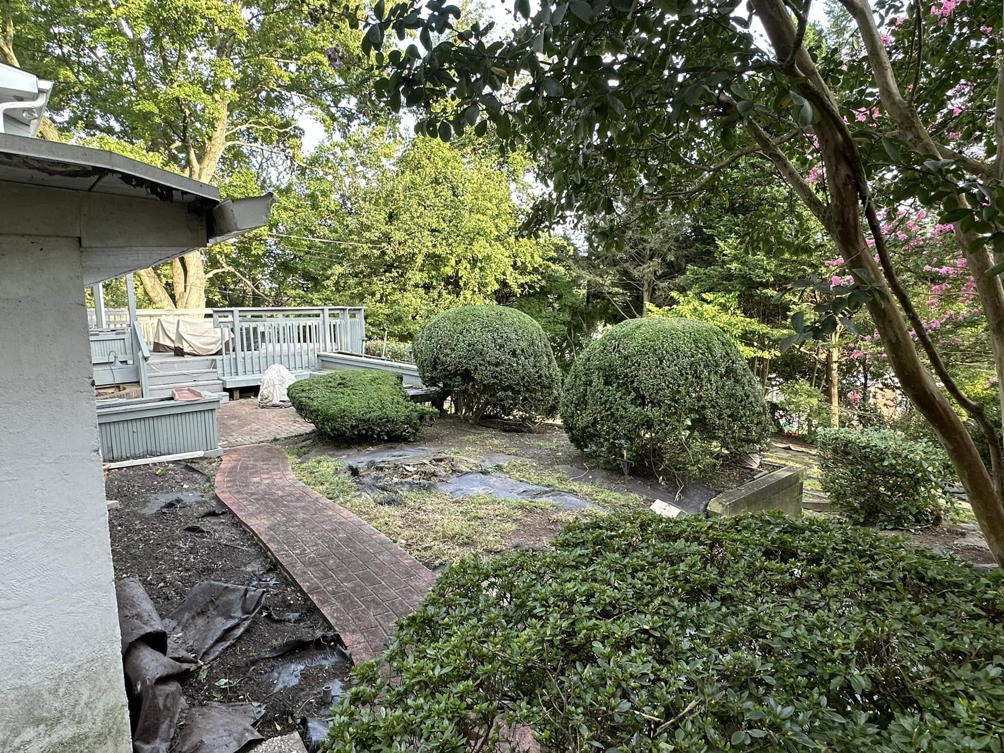 Luna Landscaping and Construction team in Parkville, MD - people or person