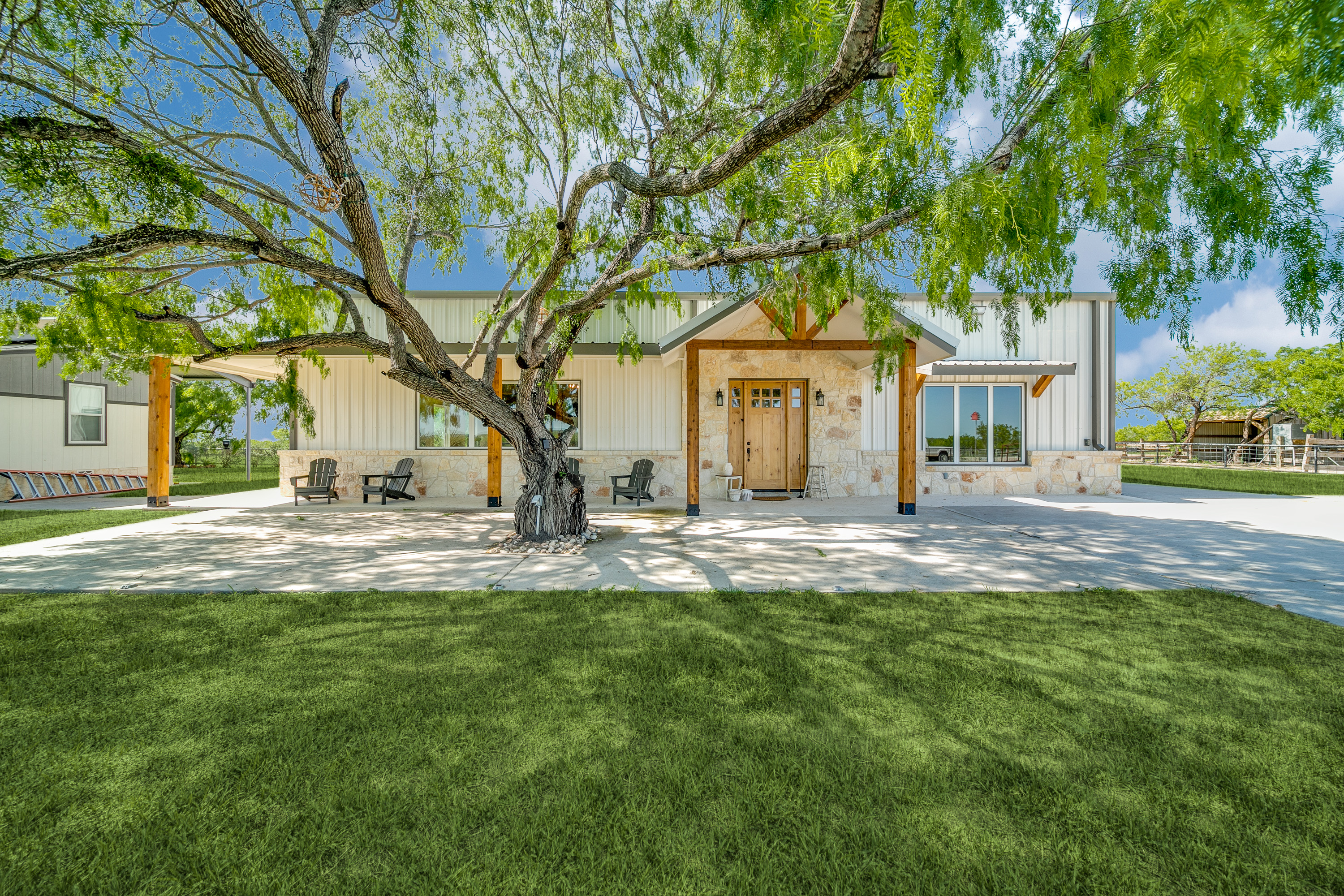 Cactus Creek Custom Builders team in Poth, TX - people or person