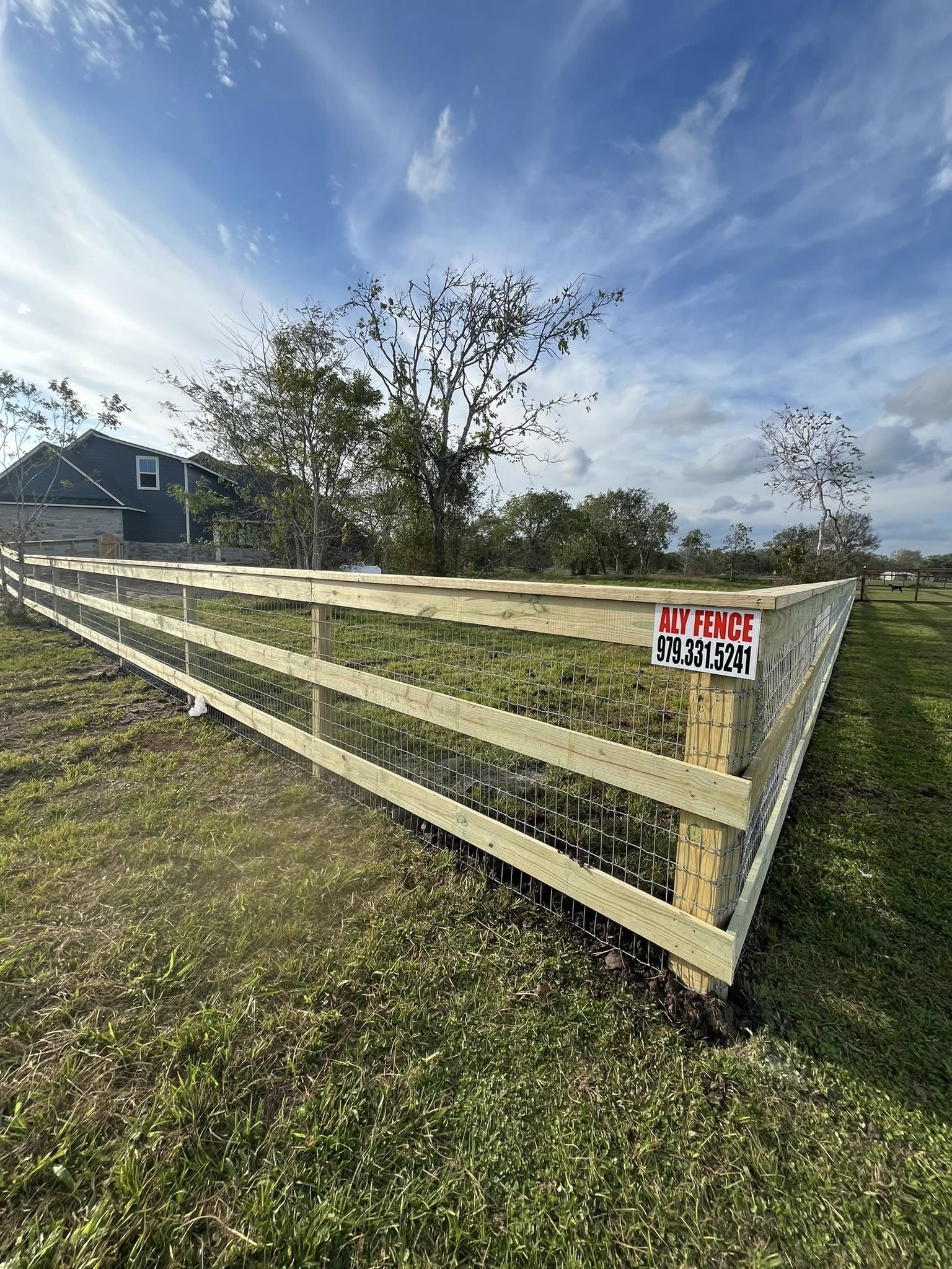  for Aly Fence in Angleton, TX