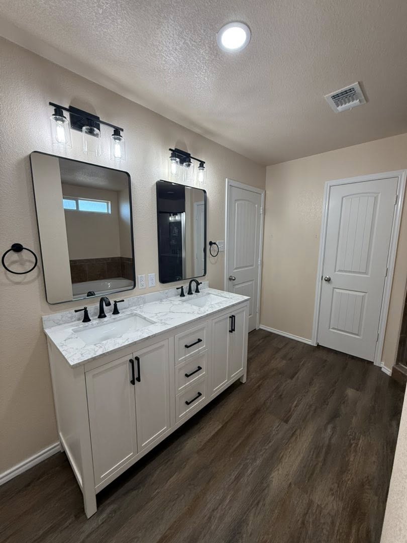  for Tejas Elite Customs in Belton, TX