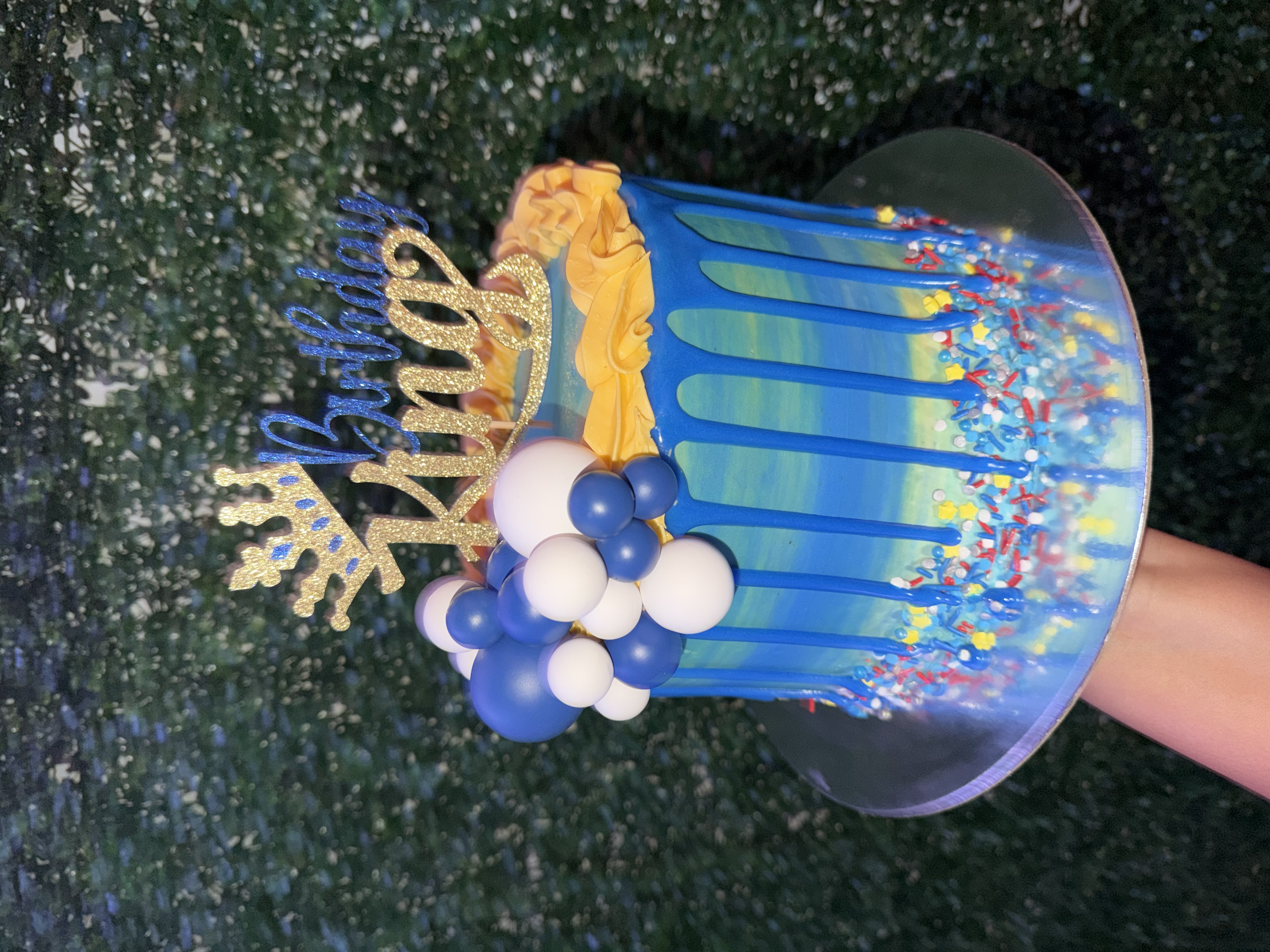 Custom cupcakes