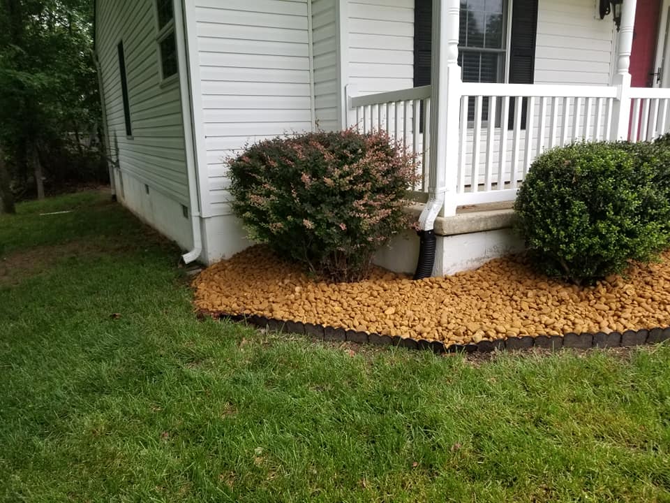 Landscaping company John Page Landscaping in St. Mary's County, MD