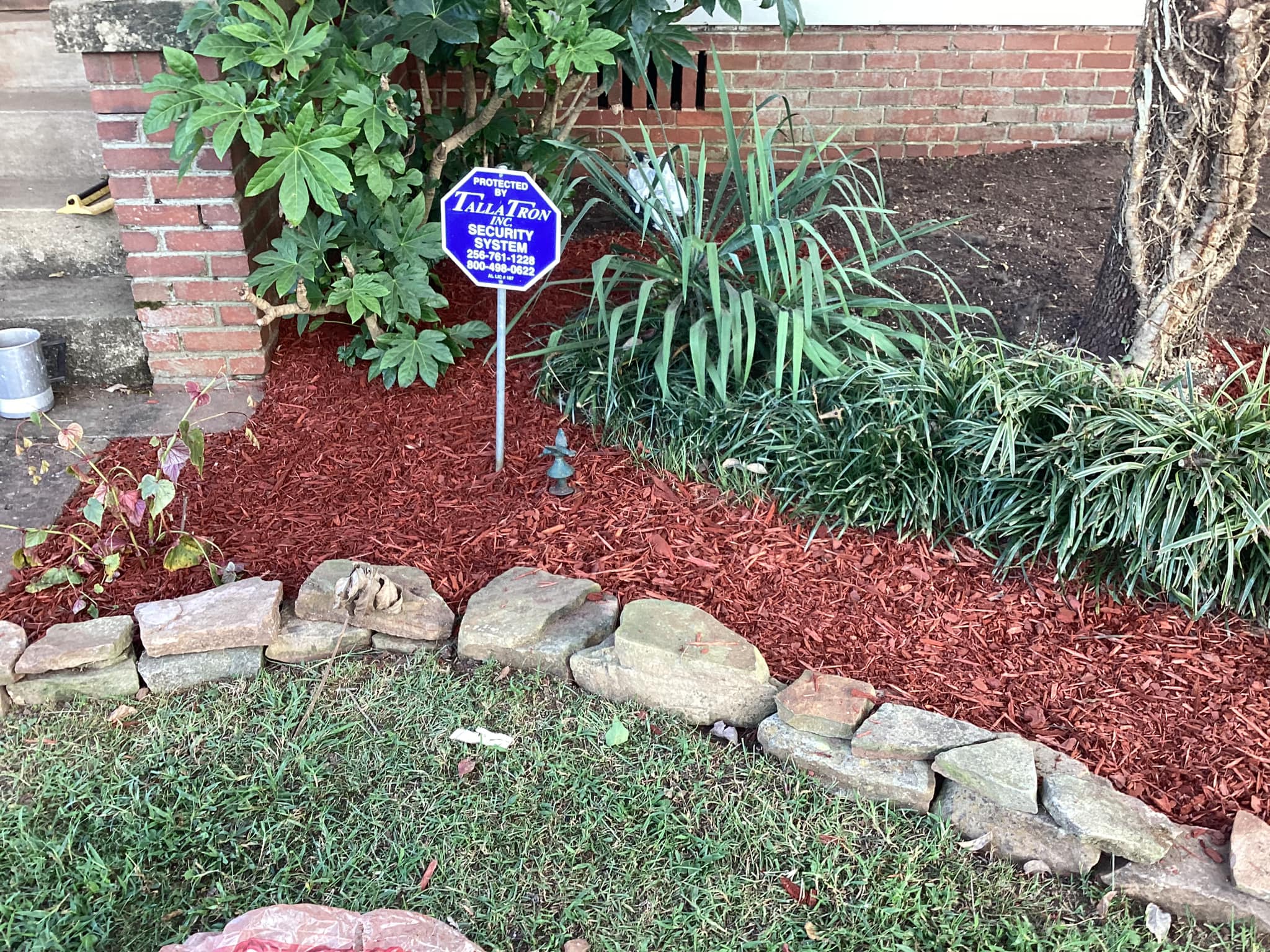 Xtreme Landscaping & Lawn Care team in Lincoln, AL - people or person