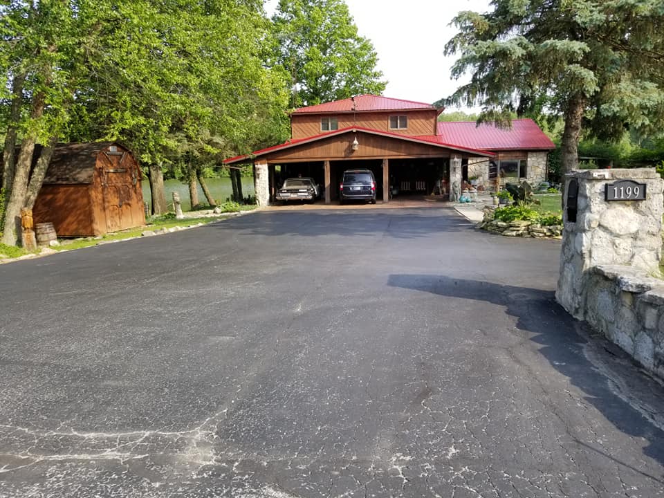  for Smith's Paving and Sealcoating in Rushville, IN