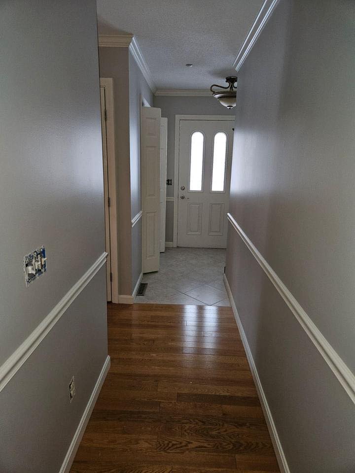 Painter Service company LR Painting in Springfield, MA