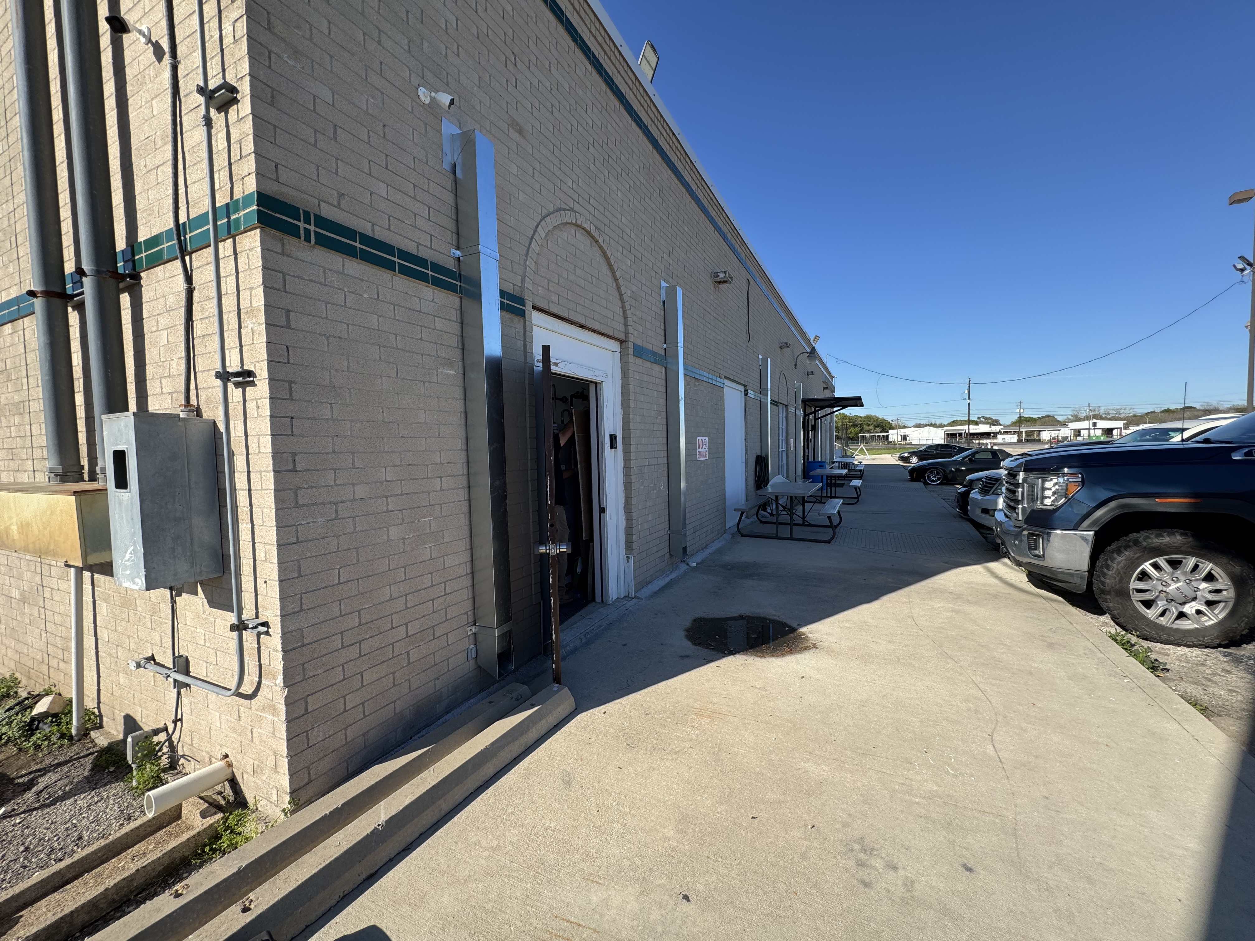  for Alfreds Sheet Metal & Roofing in Houston, TX