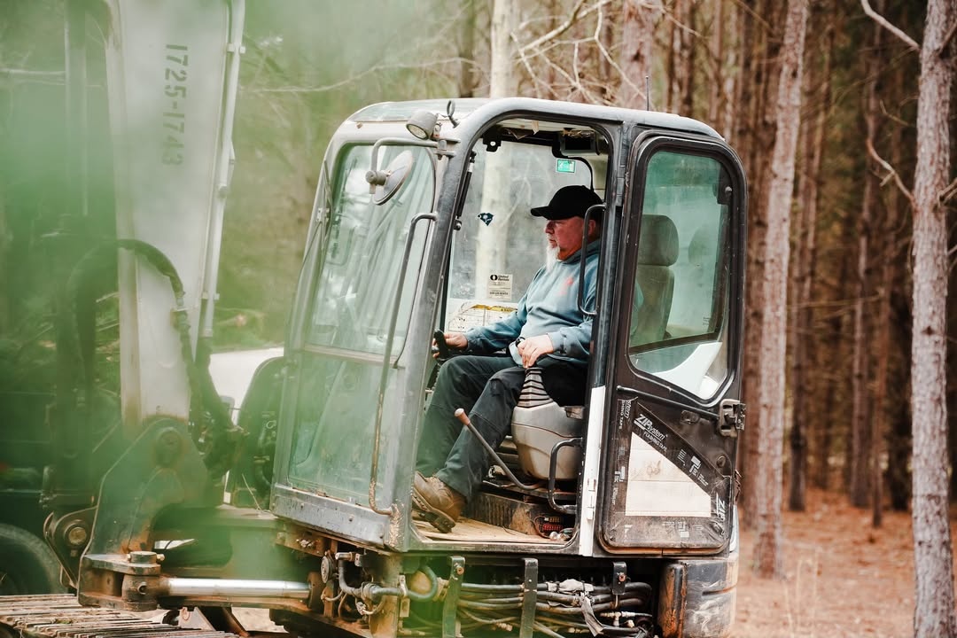 Landscaping company 1UP Services LLC in Starr, SC