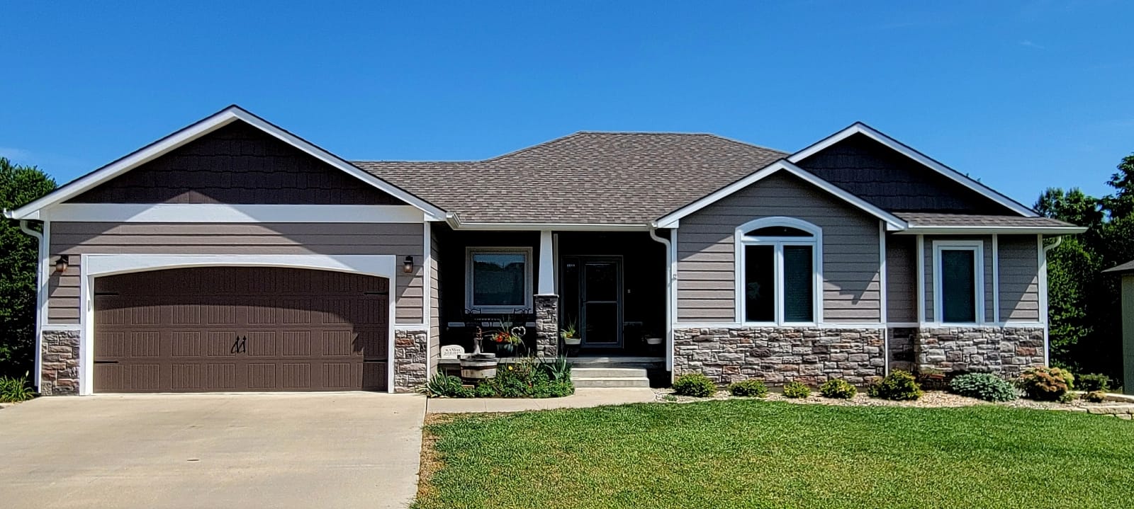 Painter Service company Nimbus Painting in Manhattan, KS