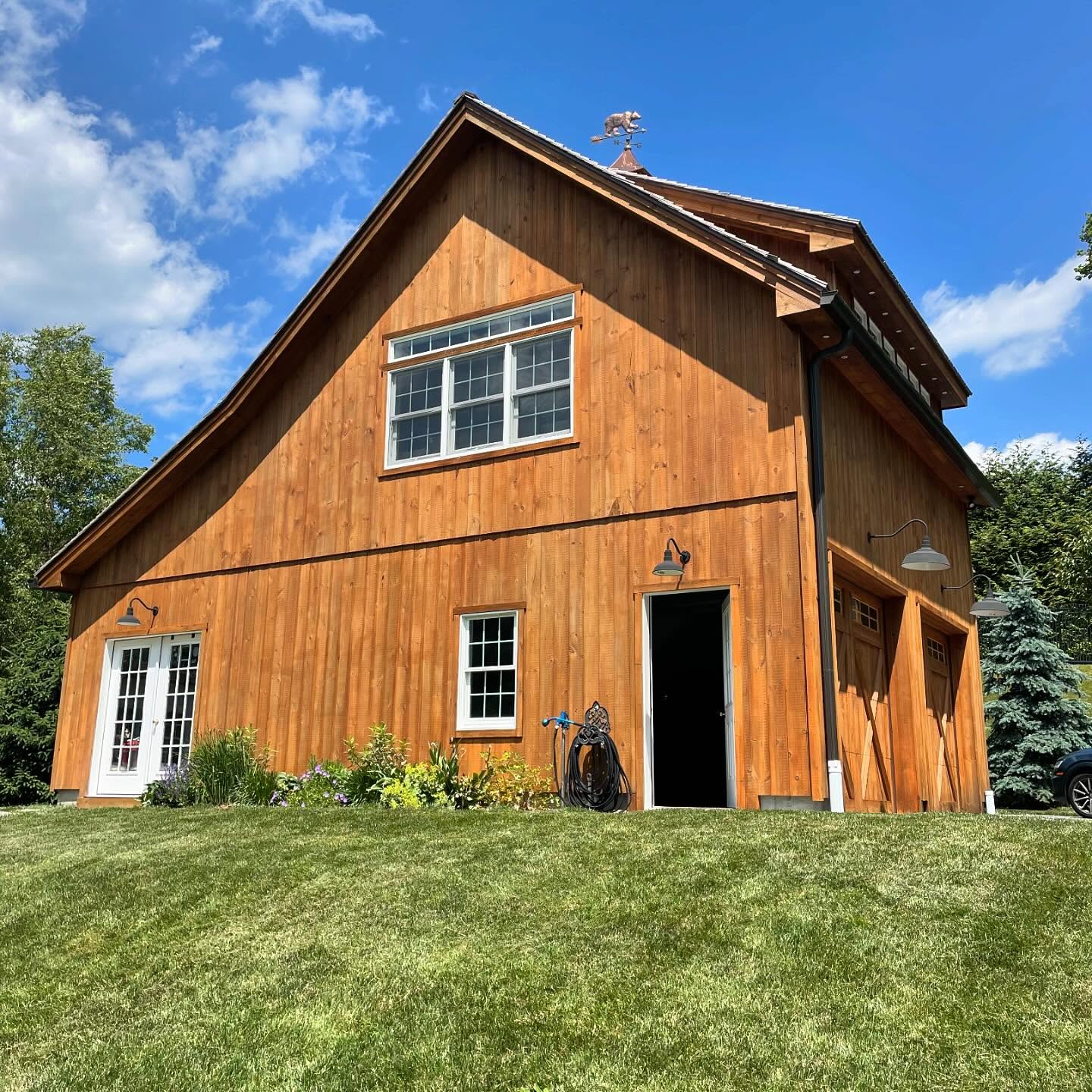 Painter Service company Monarca Painting Company in Fairfield, CT