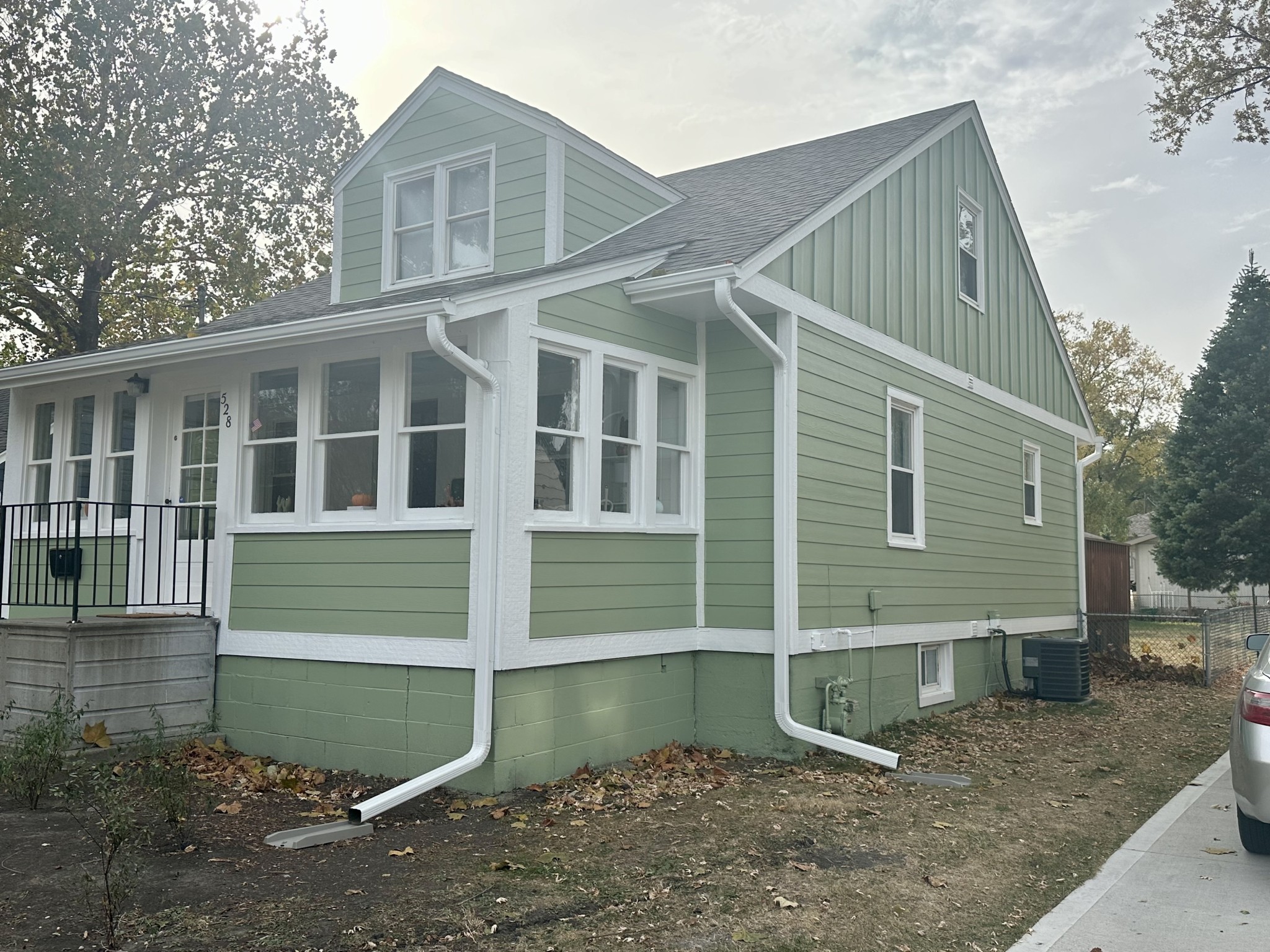Genesis Roofing & Construction team in Cumming, IA - people or person