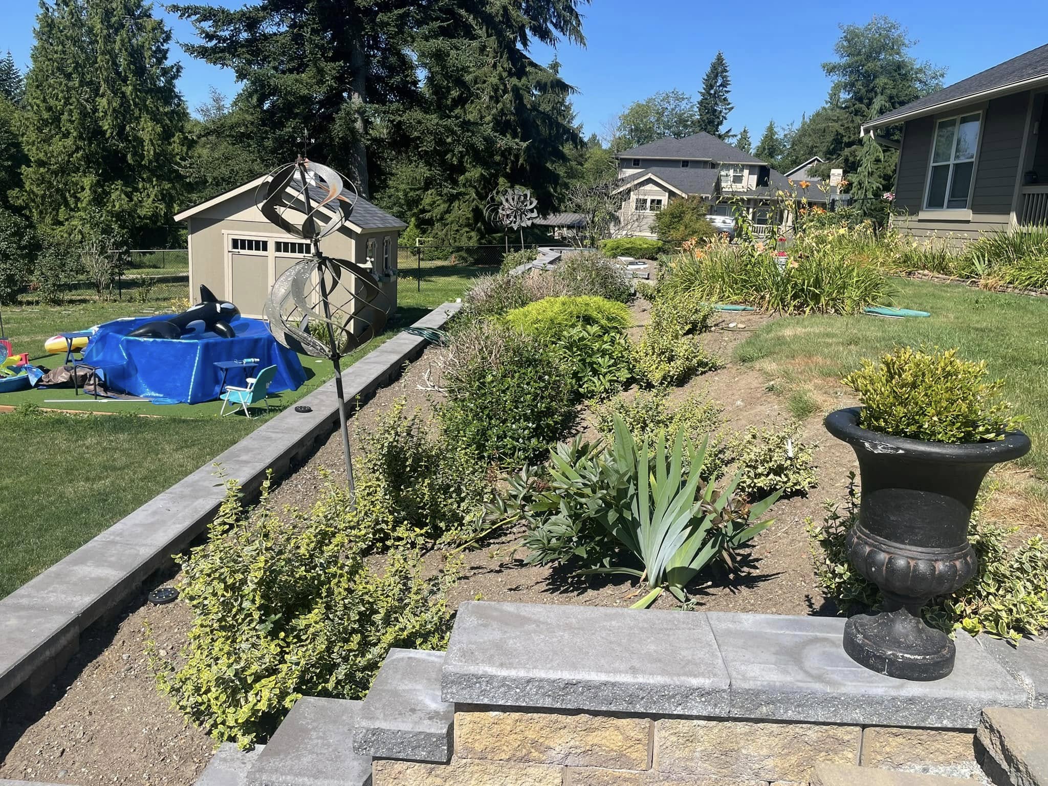  for B.U Landscaping in Everett, WA