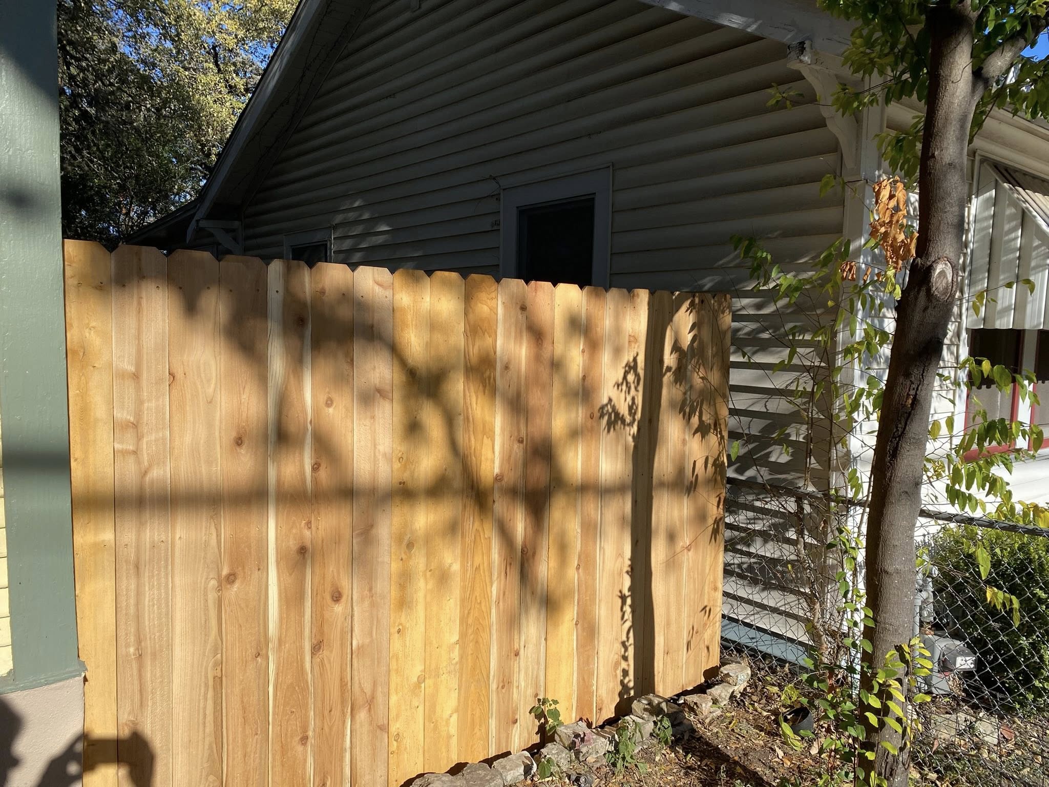  for Robert’s Lawn & Tree Service in Austin, TX