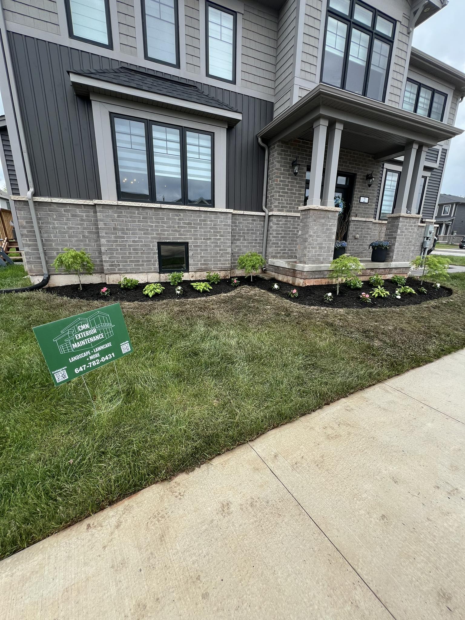  for CMN Exterior Maintenance in Hamilton, ON