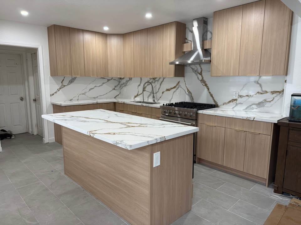 Carpentry project by Luxurious Construction LLC