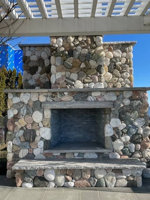  for Glen R. Guilman Construction in Goshen, CT