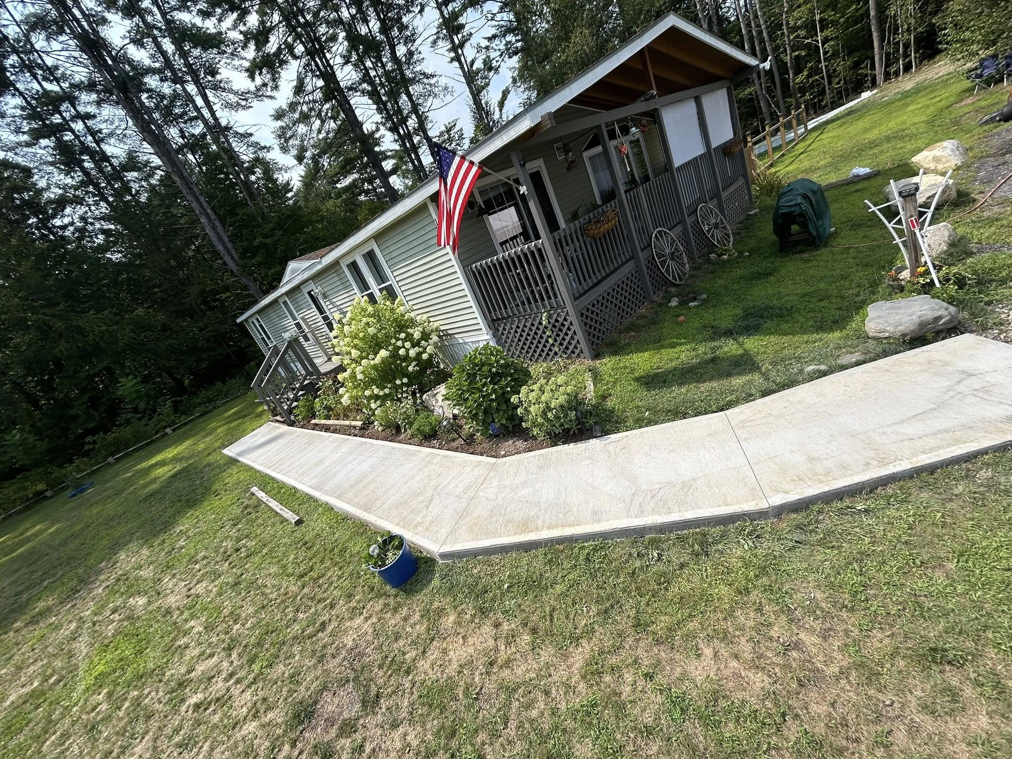 Concrete company Graham & Schriner Construction in Hinsdale, NH