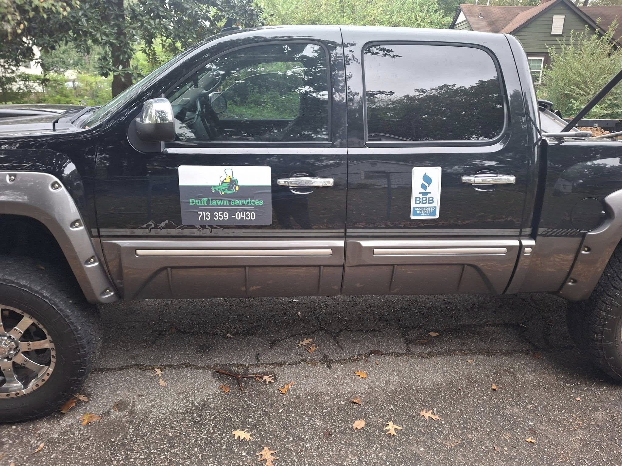 The DUFF LAWN Service team in Houston, Texas - people or person