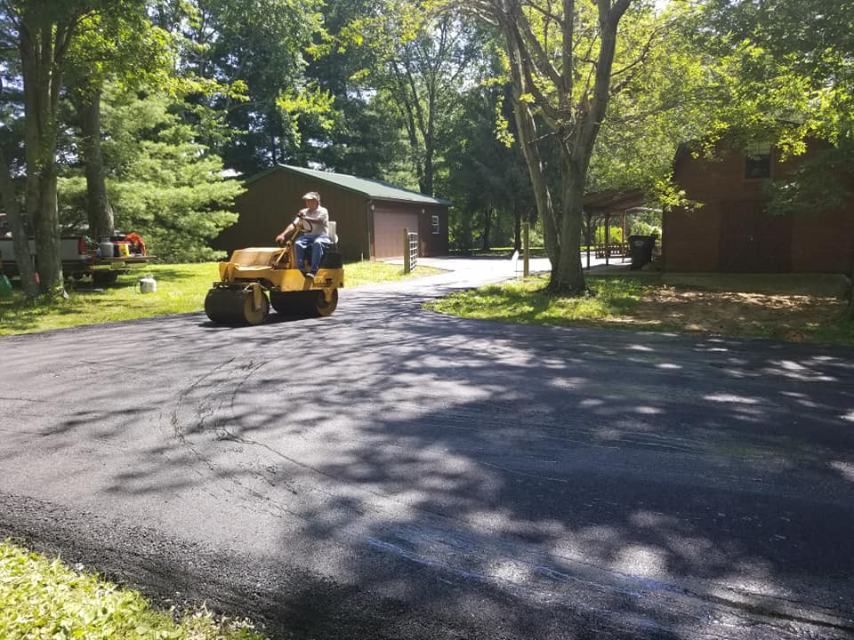  for Smith's Paving and Sealcoating in Rushville, IN