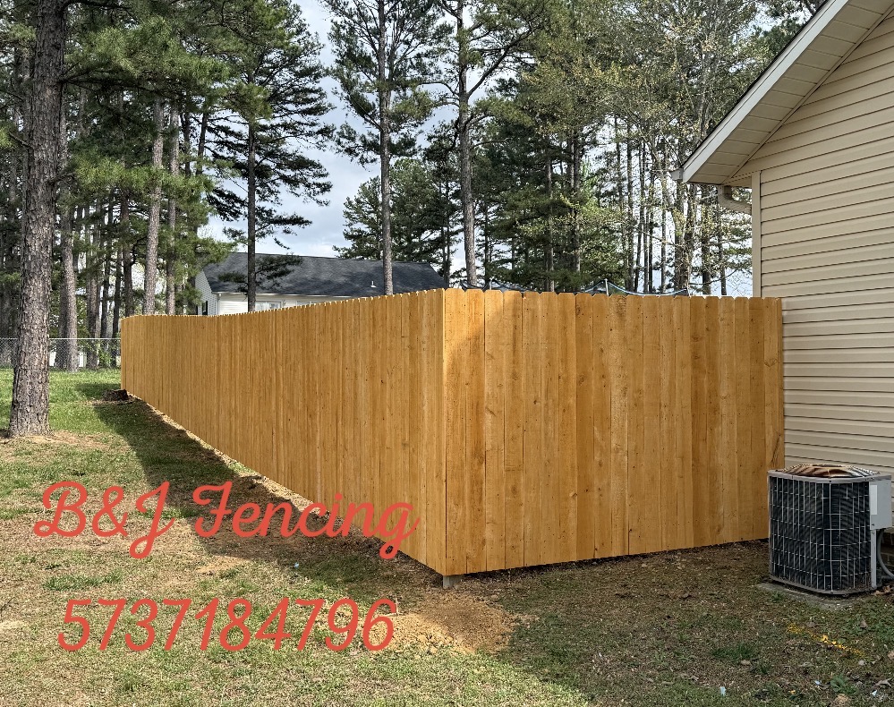  for B&J Fencing in Harviell, MO