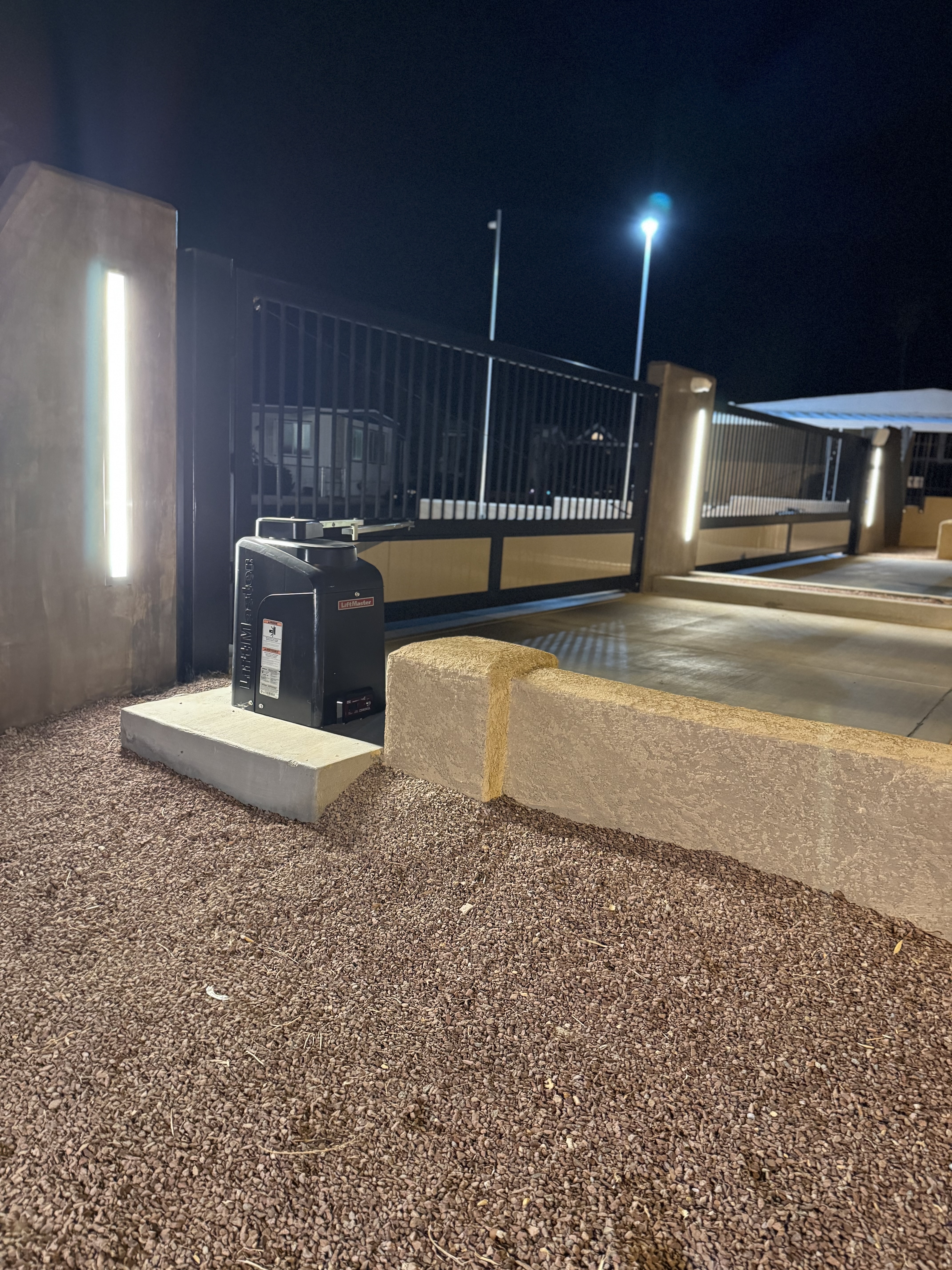  for Ellis Fence CO in Barstow, CA