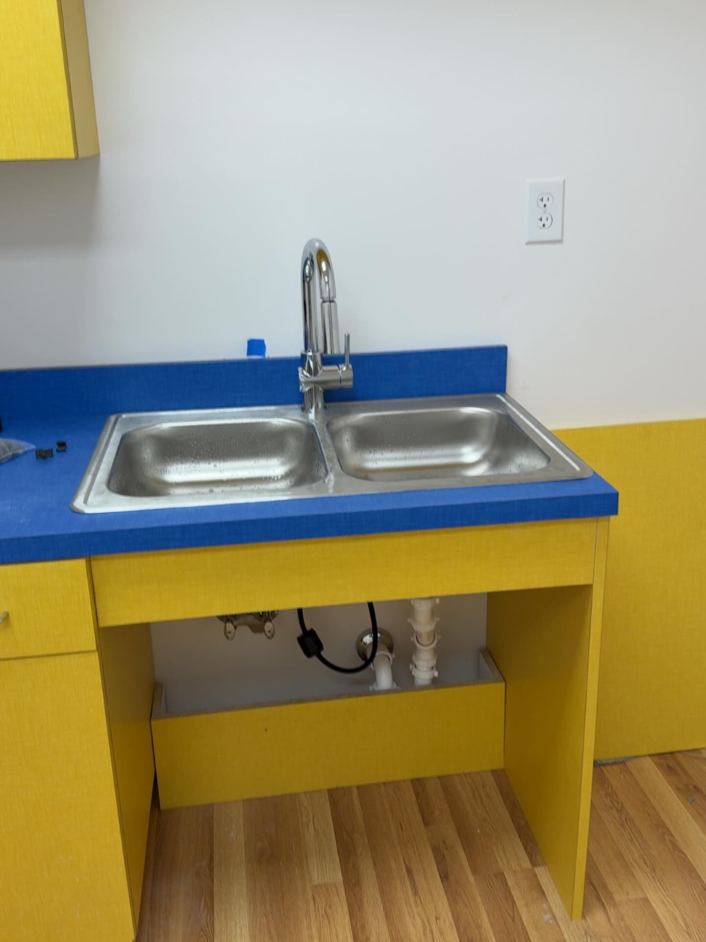 plumber company Salazar Plumbing Services Co LLC in Garland, TX