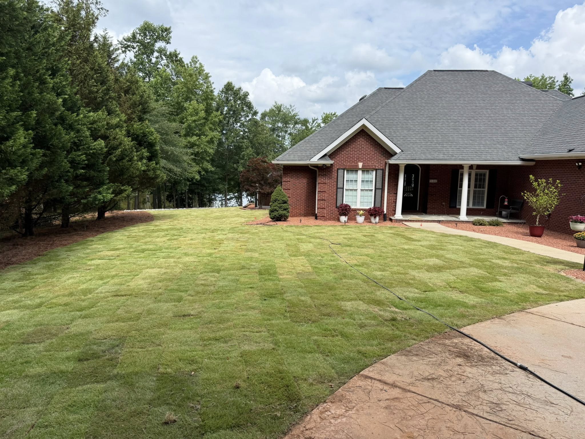 J&J Hauling and Outdoor team in Fayetteville, GA - people or person