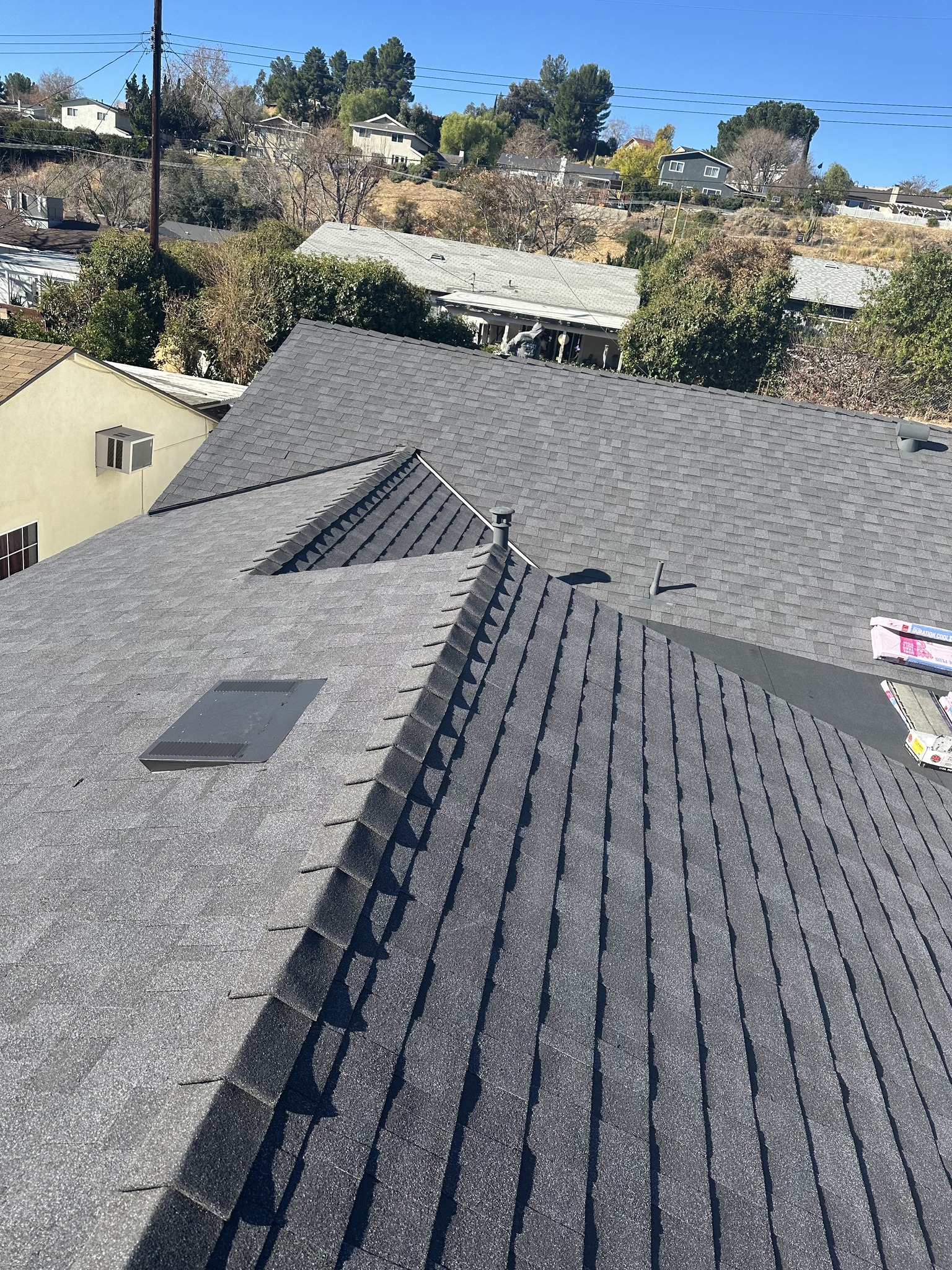 Roofing company TruFix Roofing in Los Angeles, CA