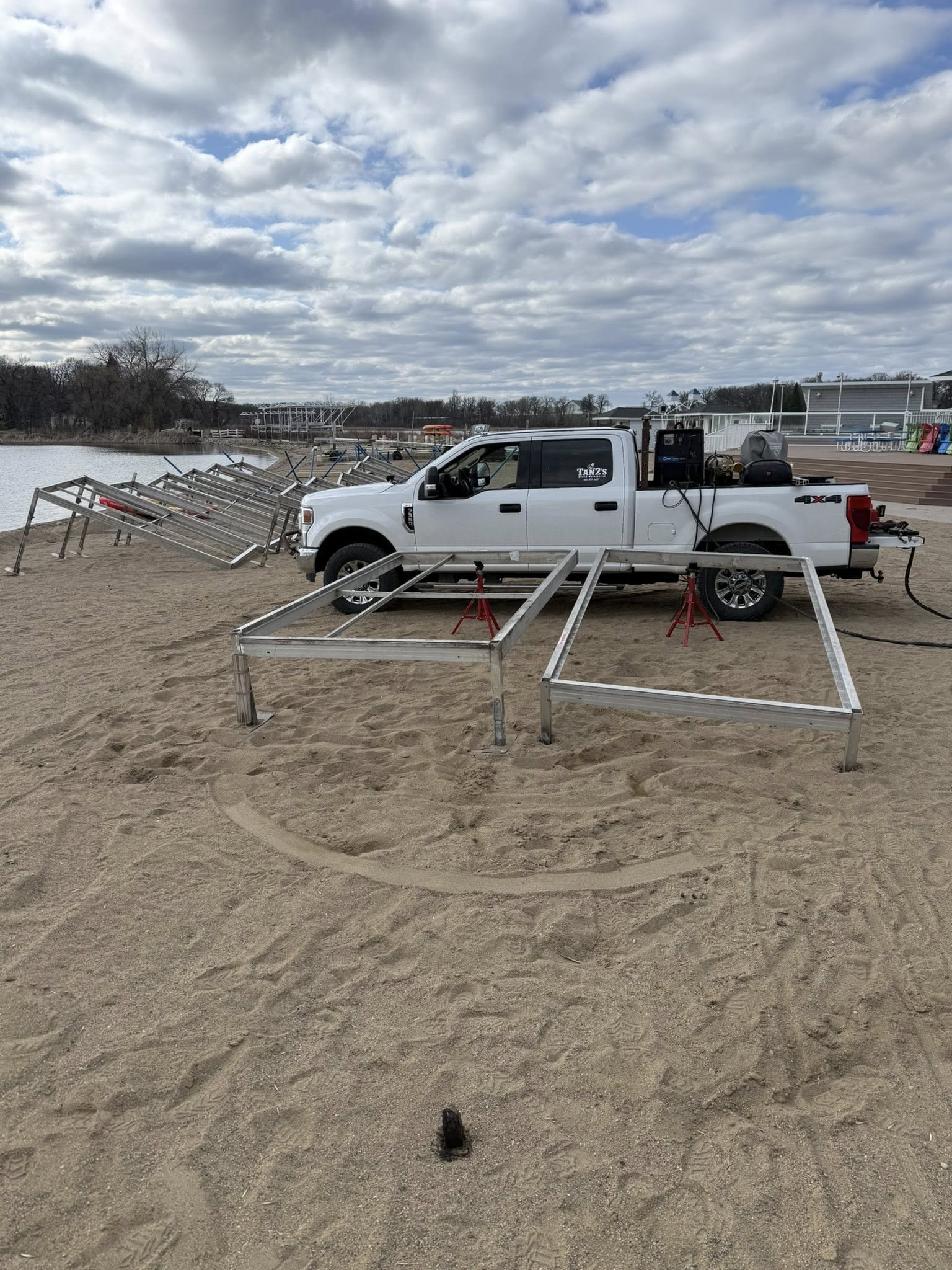  for Tan2’s Mobile Welding LLC in Detroit Lakes, MN