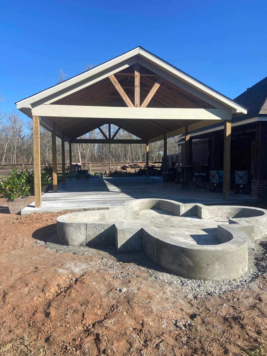 Elite Construction team in Rosharon, TX - people or person