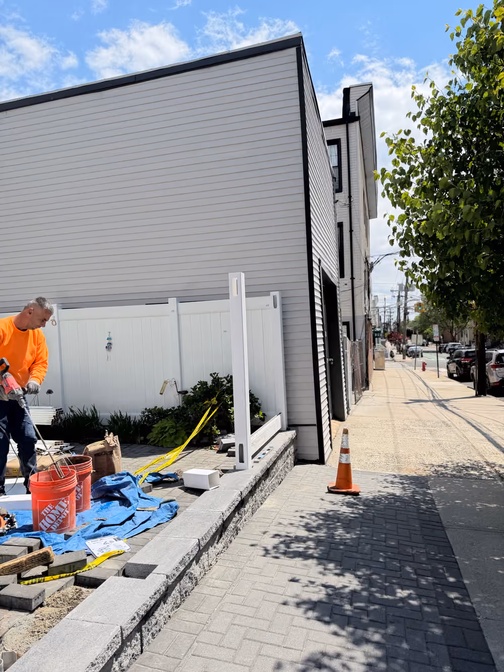 Vinyl Privacy Fence Install Adds Curb Appeal in Secaucus