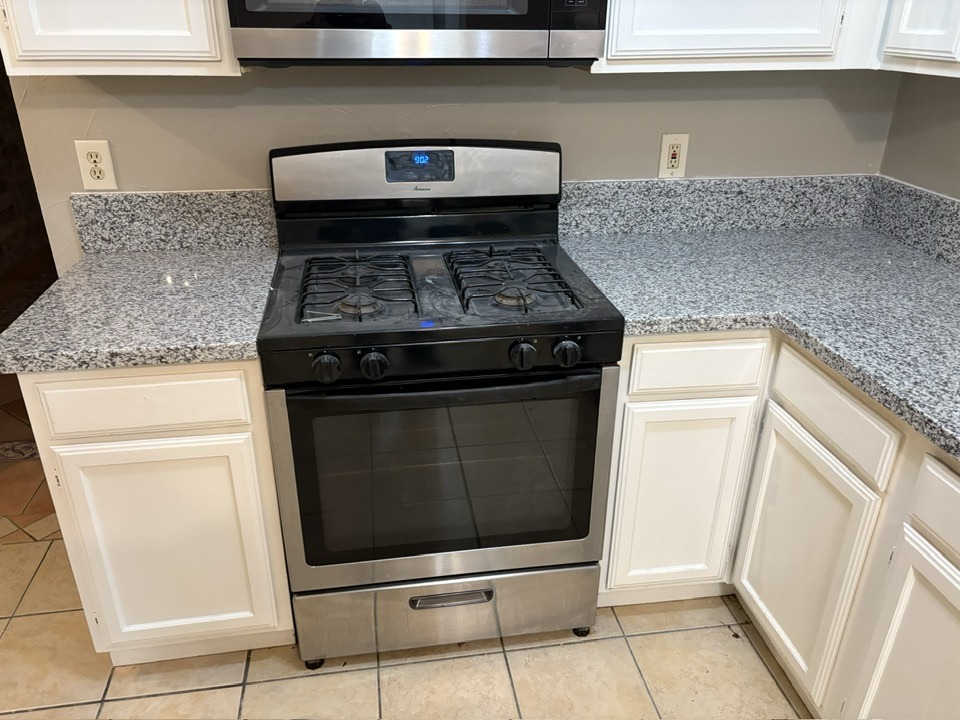  for Revamp Property Solutions LLC in Baytown, Texas