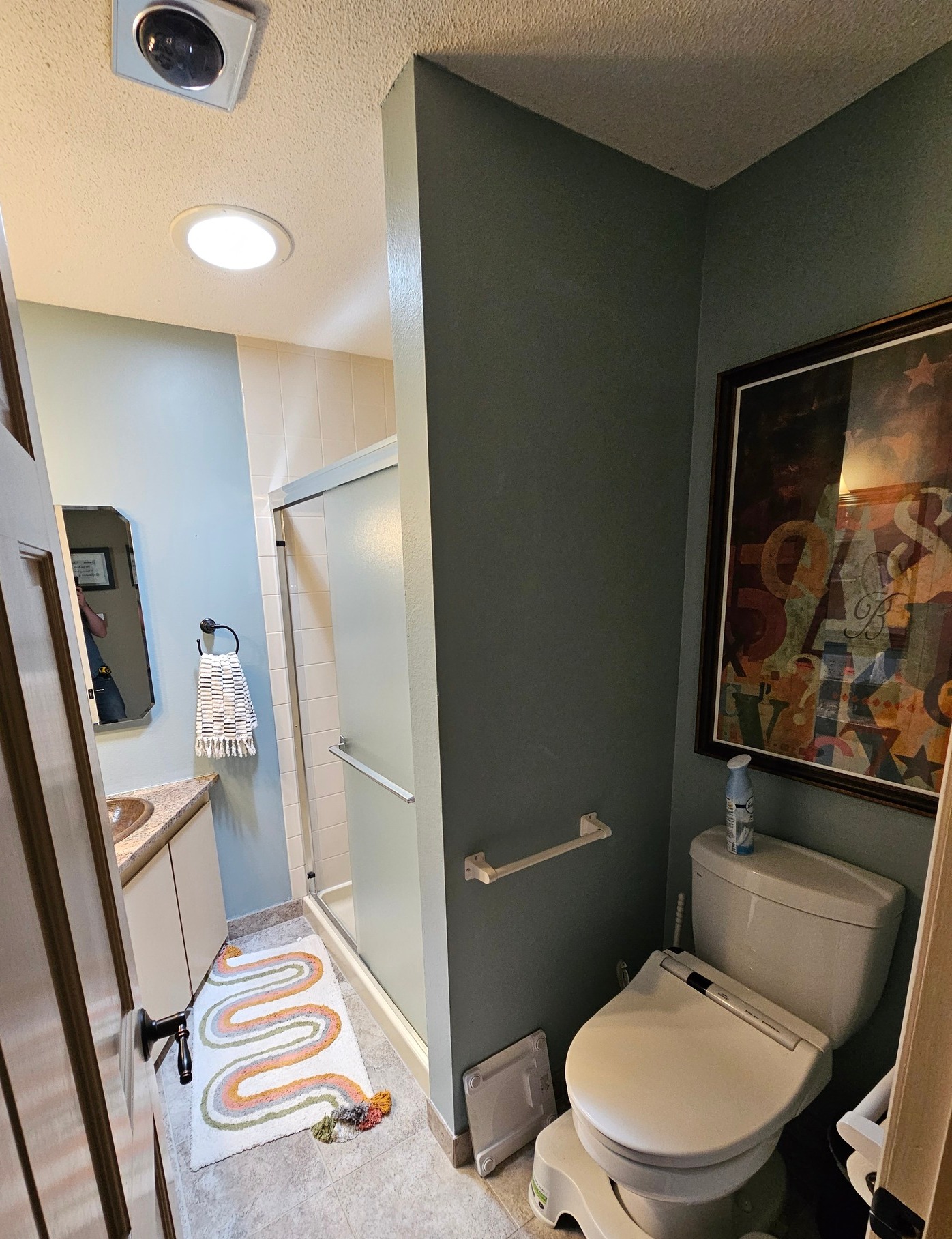  for Build with beard in St. Louis, MO