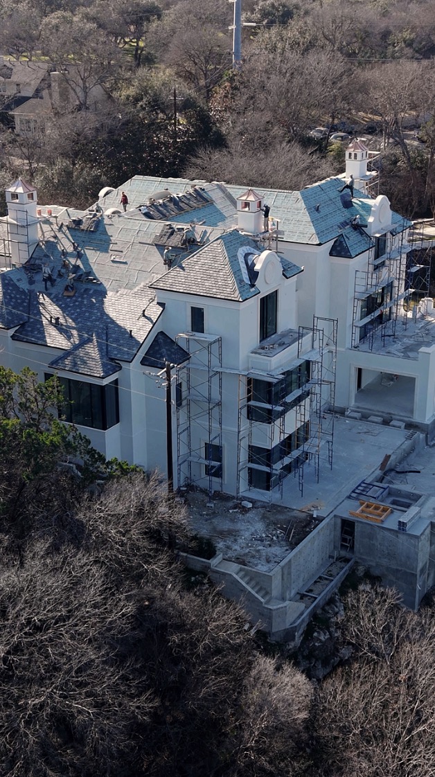  for LIV Roofing Services in Liberty Hill, TX