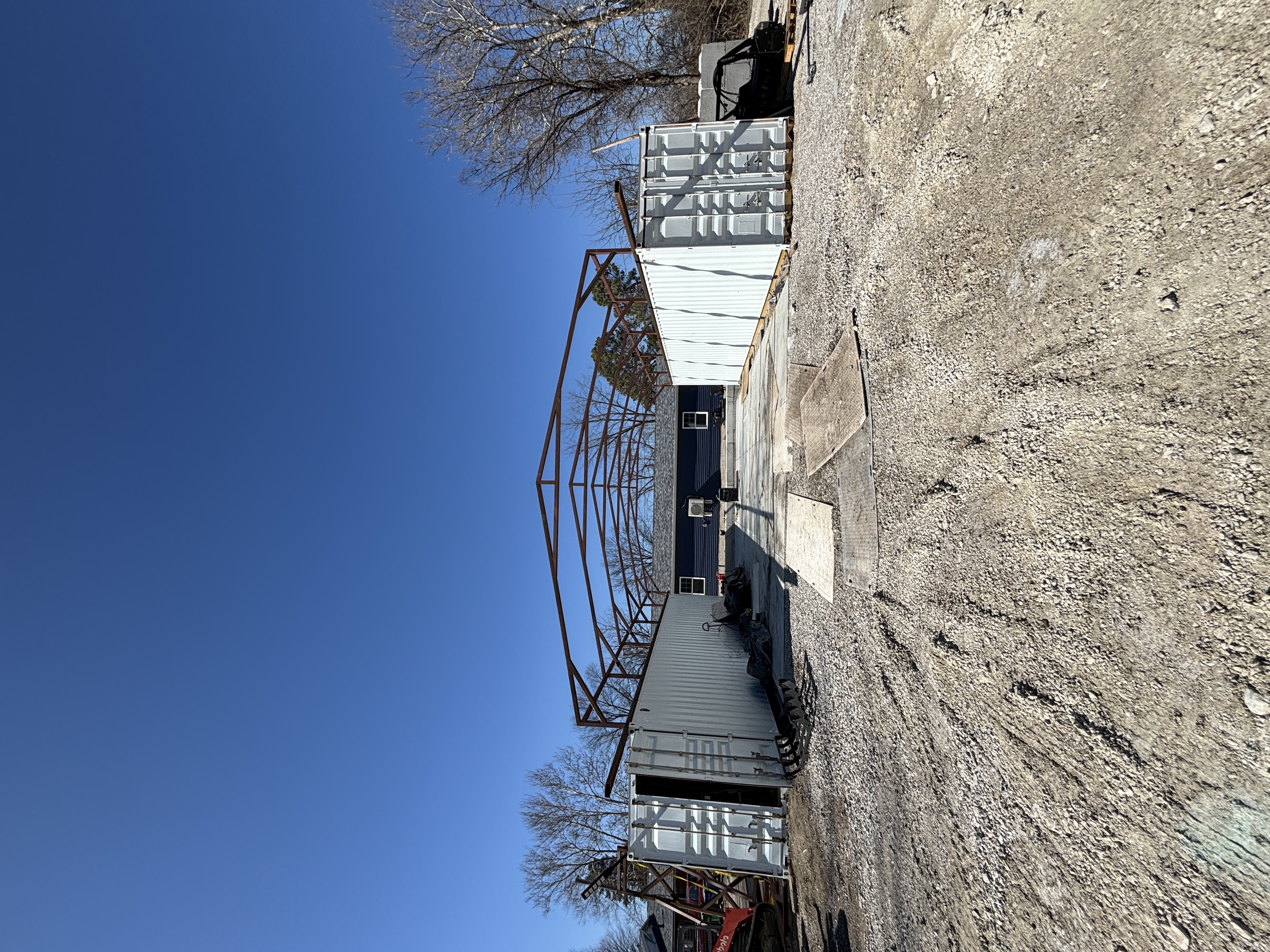 Structural welding repair before, St. Louis